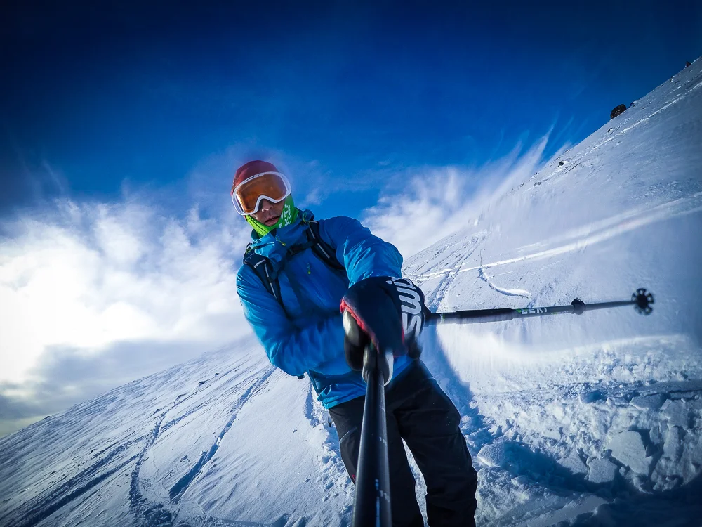 Sure lår kjemper seg nedover, legg merke til den avanserte stavteknikken.