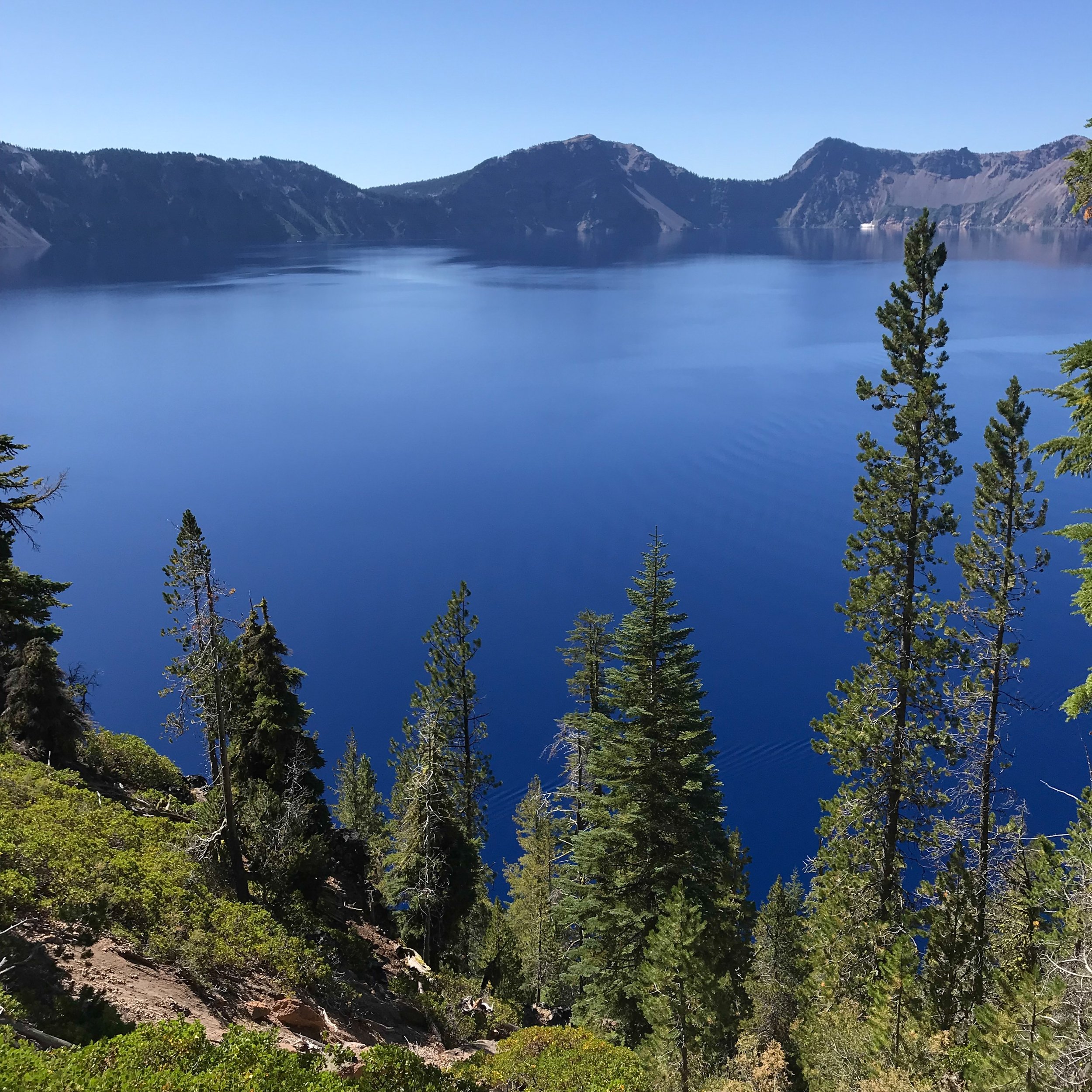  Crater Lake National Park, Oregon 