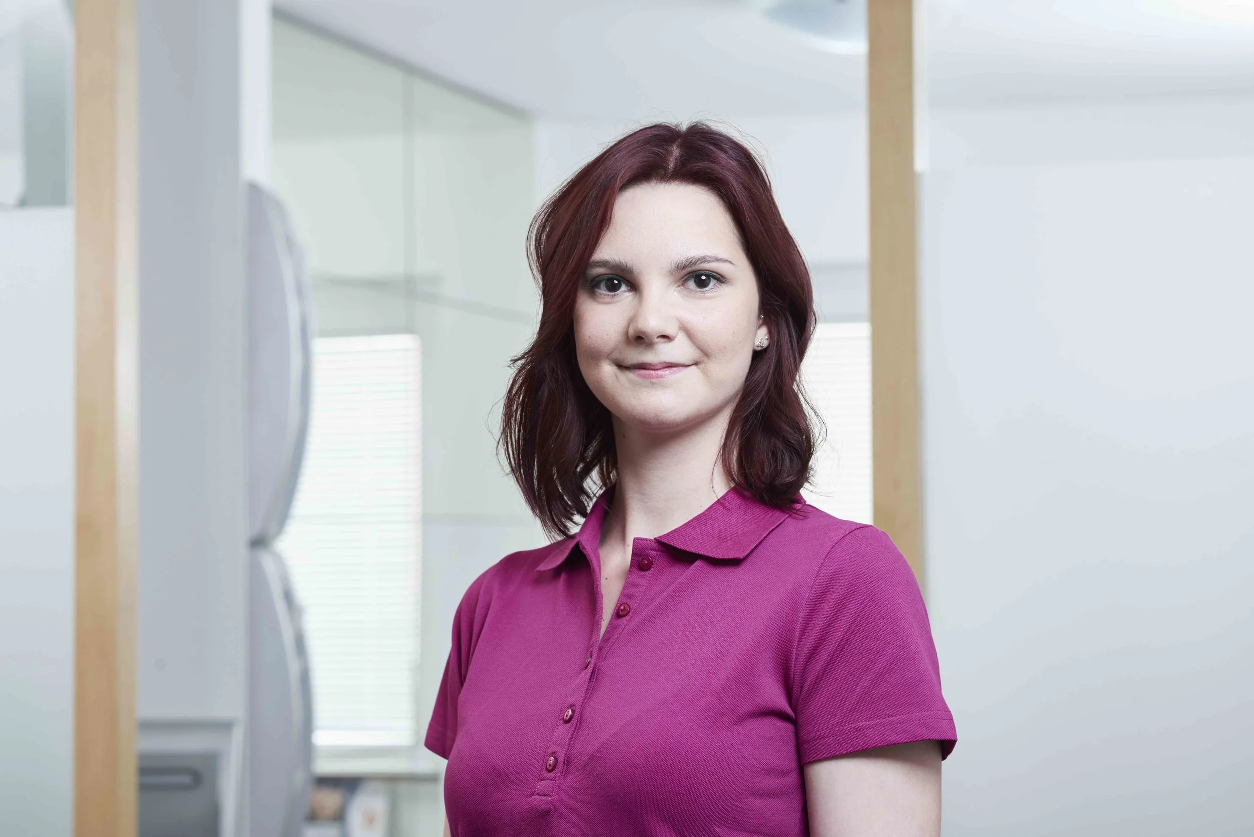 Hautarzt-Weinheim_Dr-Nina-Mueller_Mitarbeiter_Anja Gräfinger_013.jpeg