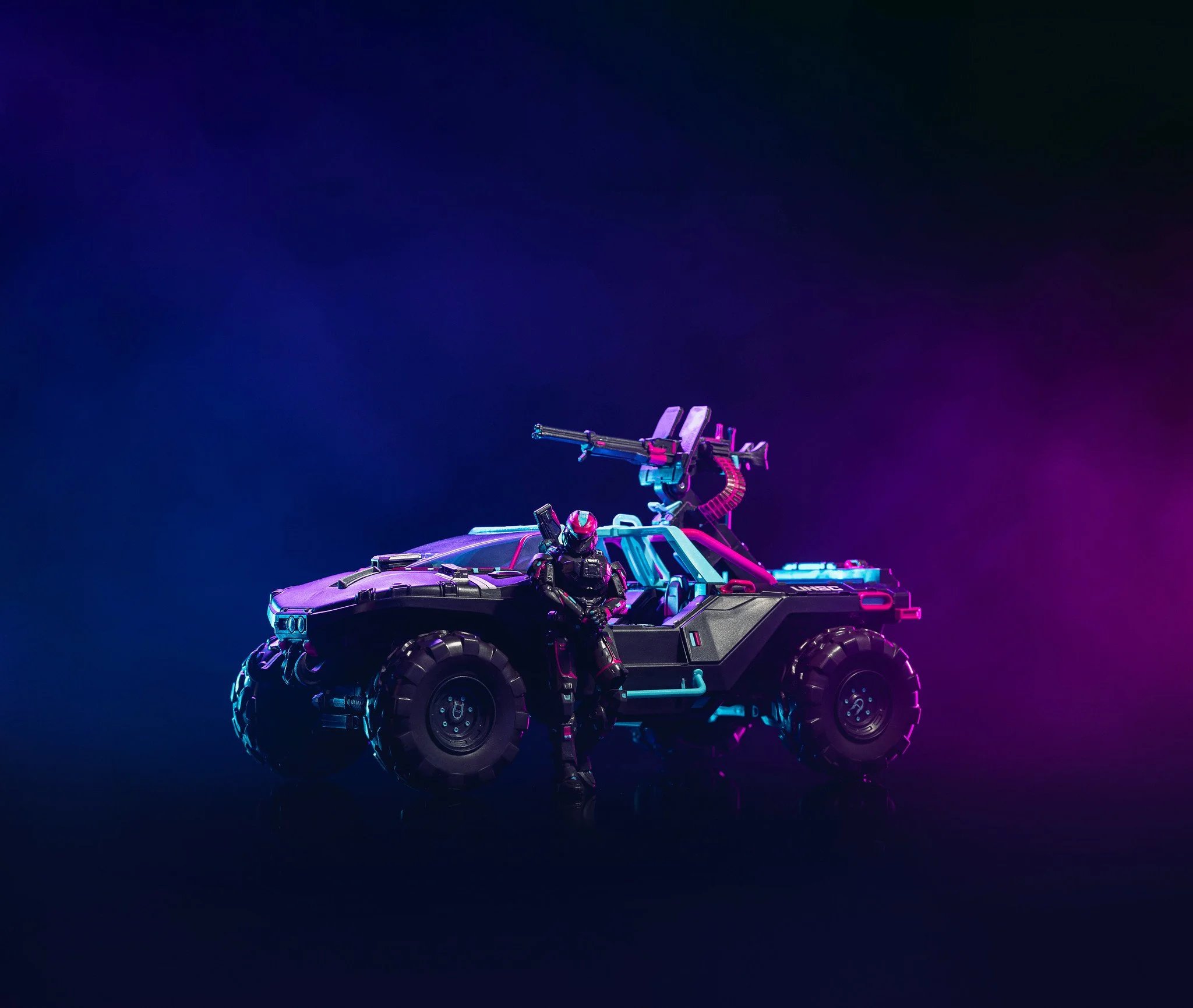 World of Halo SDCC 2023 Exclusive - Neon Superfly Warthog - Promotional