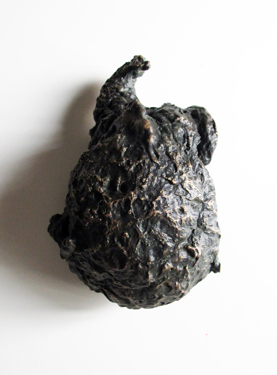  Jayne Dyer,&nbsp; Heart , 2013, bronze, 15 x 10 x 7cm, edition of 5 