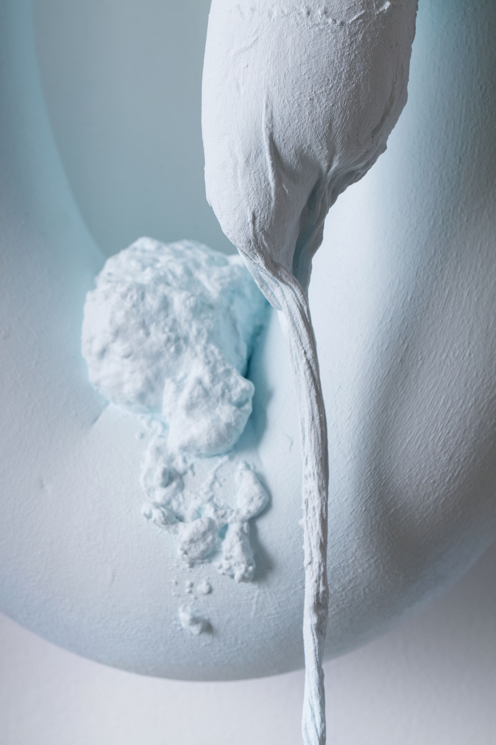  Jayne Dyer,&nbsp; Sharpness 3 , 2016, polystyrene, plaster, cloth, acrylic, and LED, 70 x 35 x 25cm 