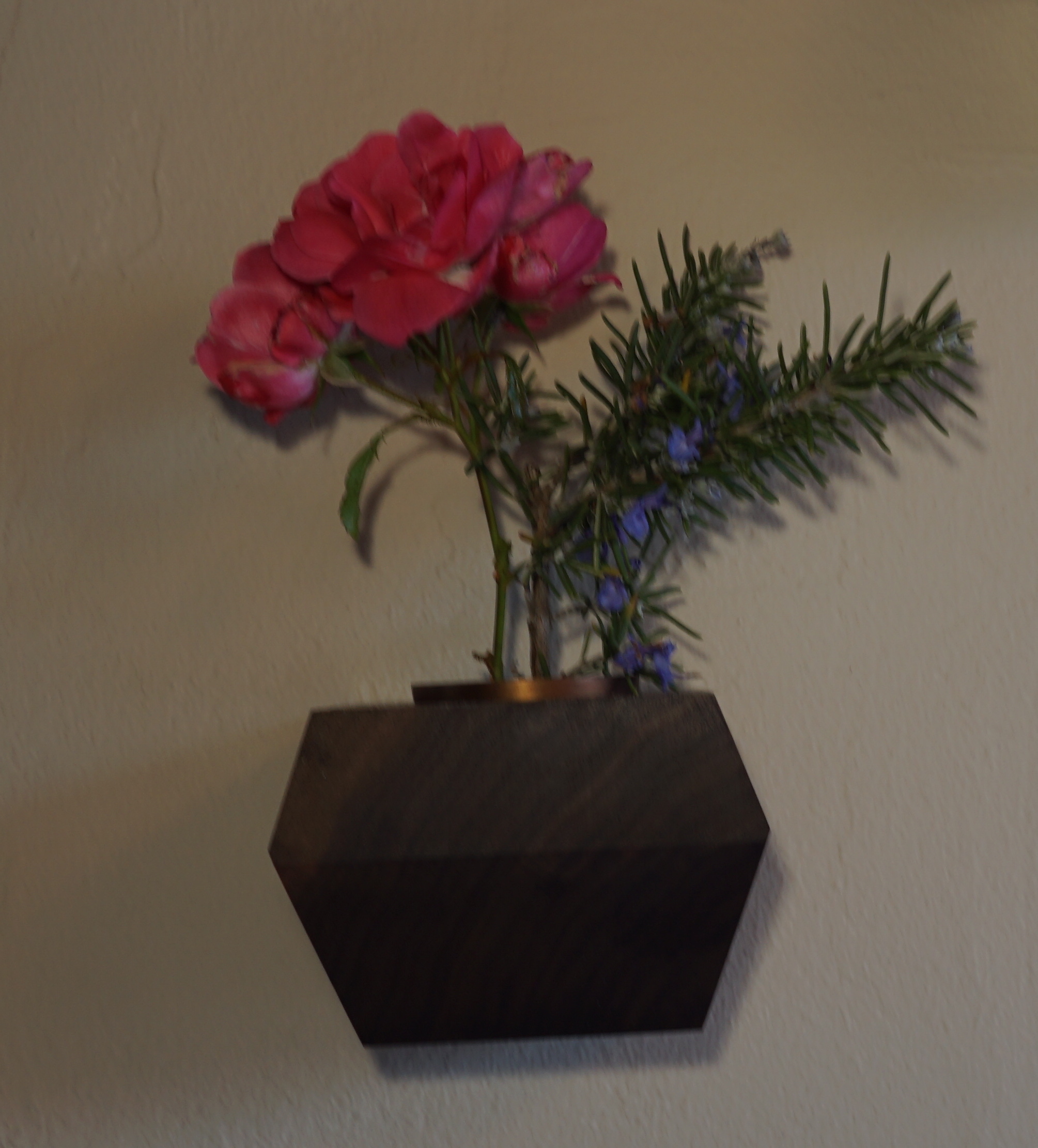 Ikebana Bronze.jpeg