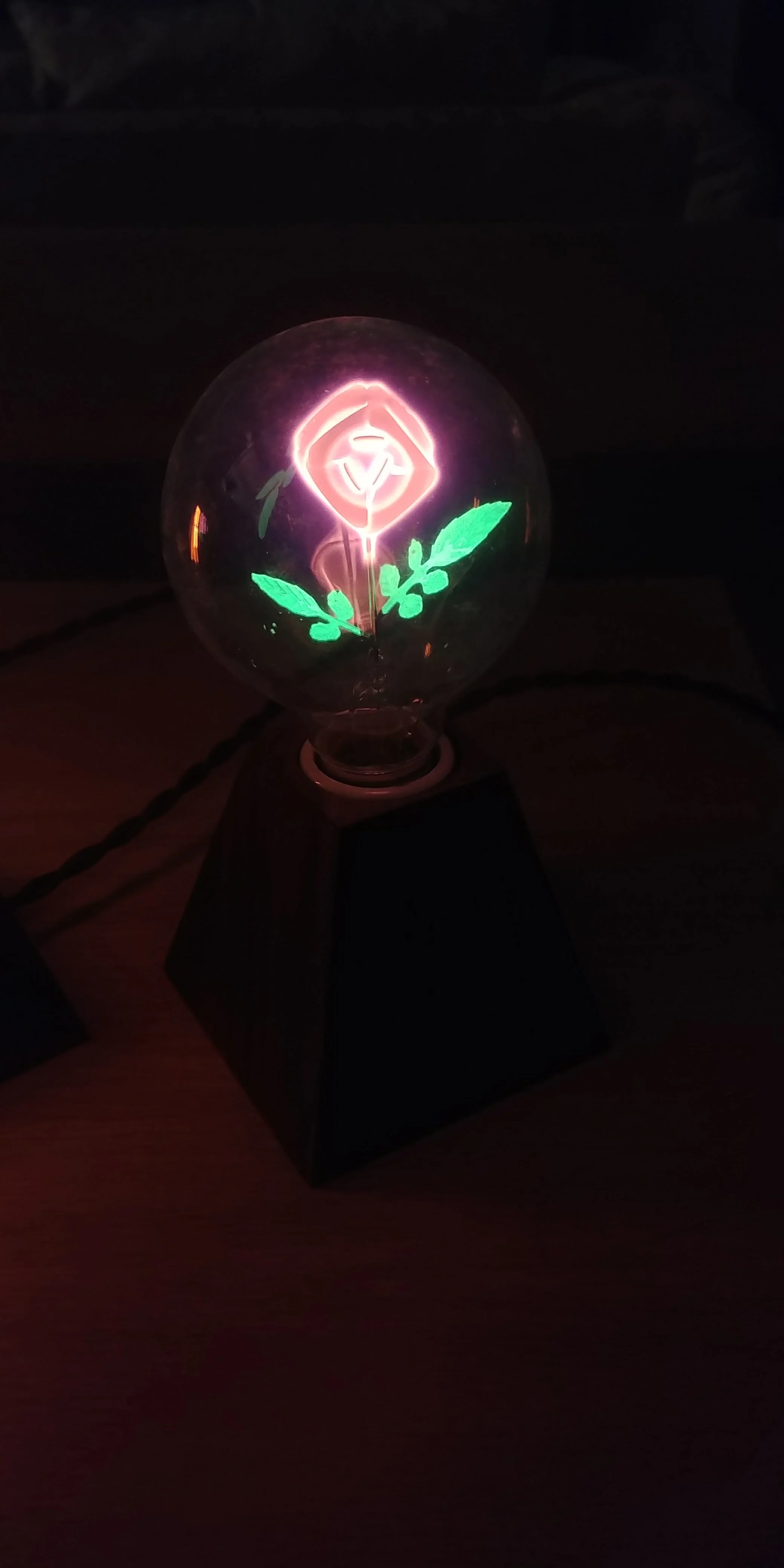 PeonyDark.jpg