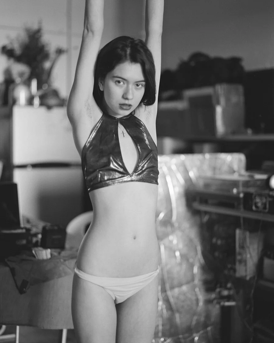 mia120bwweb.jpg
