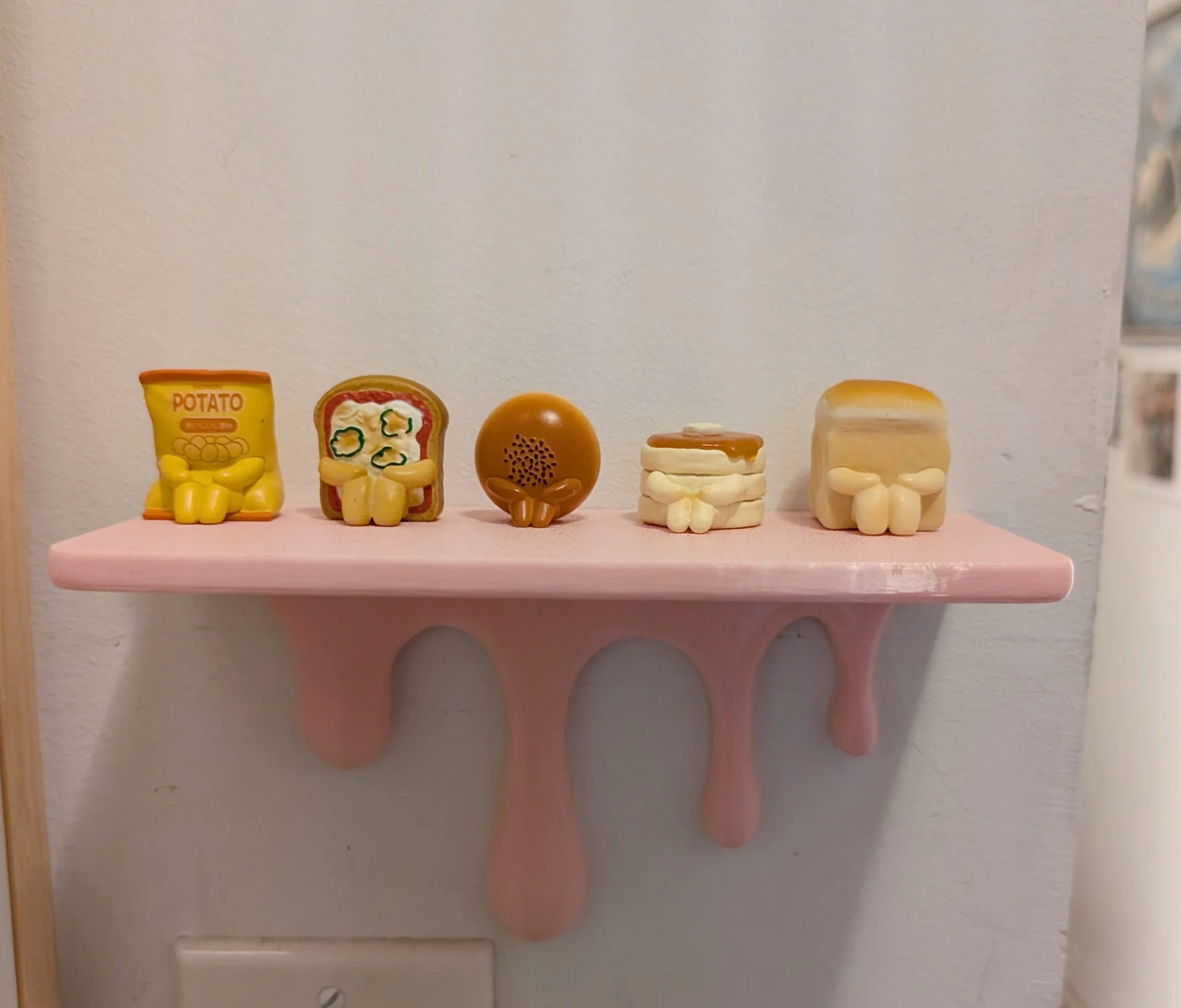 Paint drip shelf