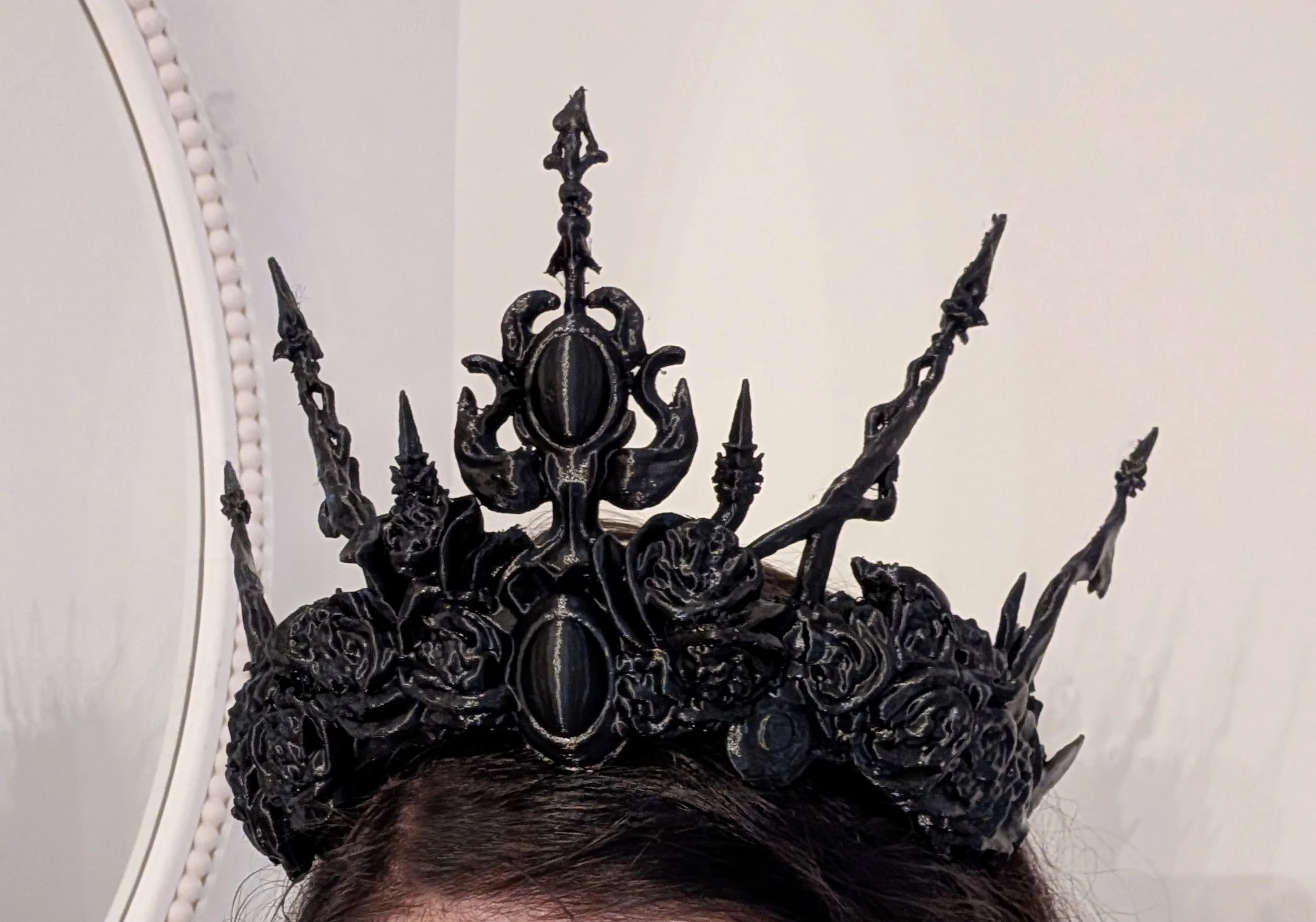 Rose crown - giving Patricia vibes...