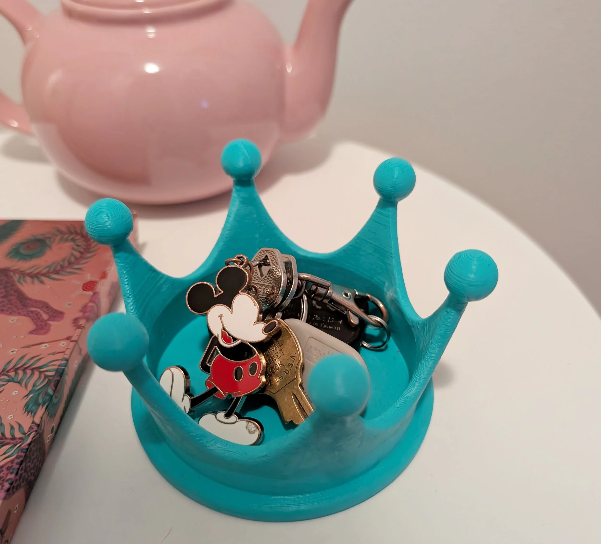 Crown shaped dish