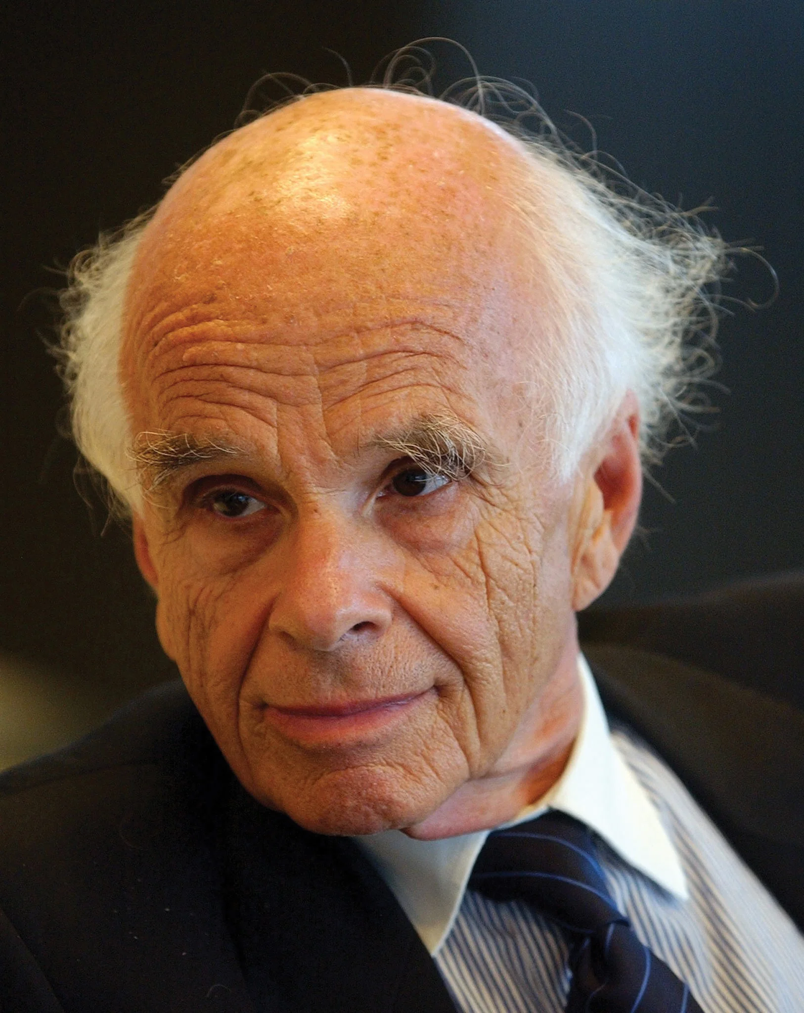 Ervin Laszlo.