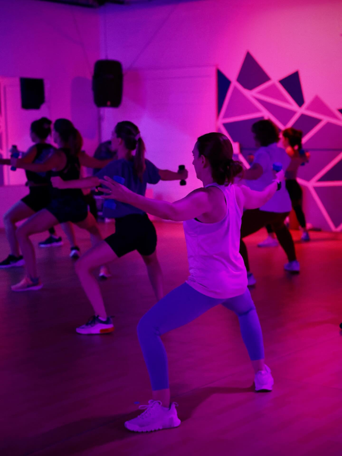 Goodbye 2025 👋
We are grateful for the memories &amp; the lessons learned. Cheers to a new year filled with endless possibility 🩵✨

#HNY #2025 #2026 #fitness #recap #groupfitness #newbegginings #exercise