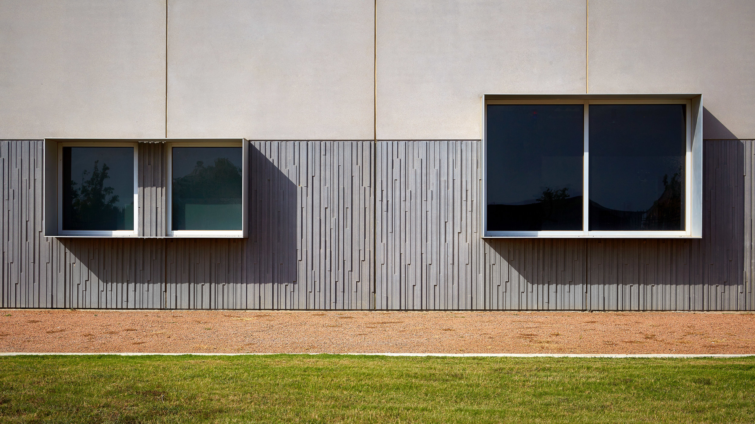 05_SanAntonioPSAP_Ext_Day_Detail_01.jpg