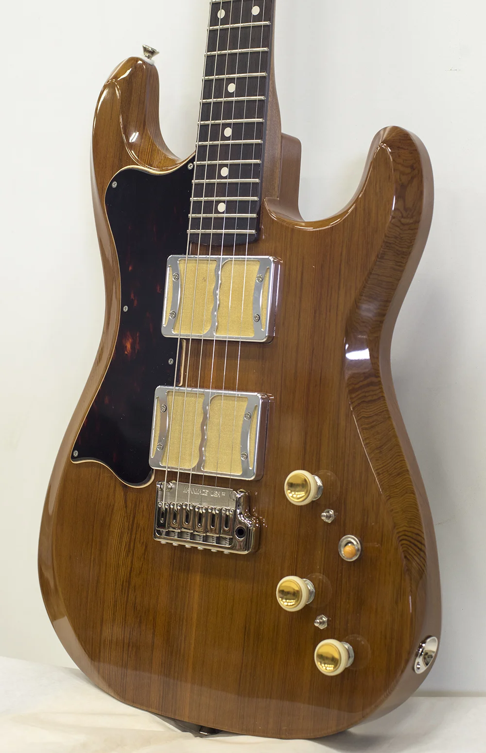 Ronin Mirari Natural Tint Body Angle #1 WEB.jpg