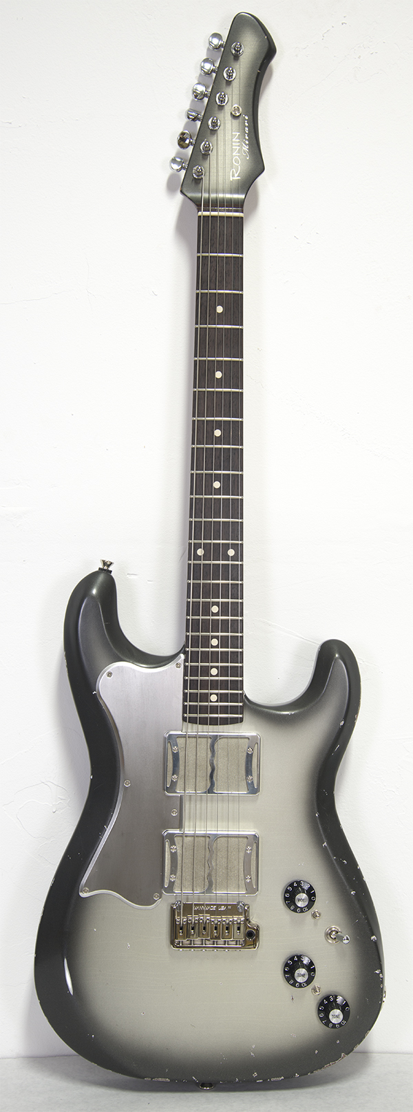 Charcoal Frost Silver Burst Mirari Full #1 WEB.jpg