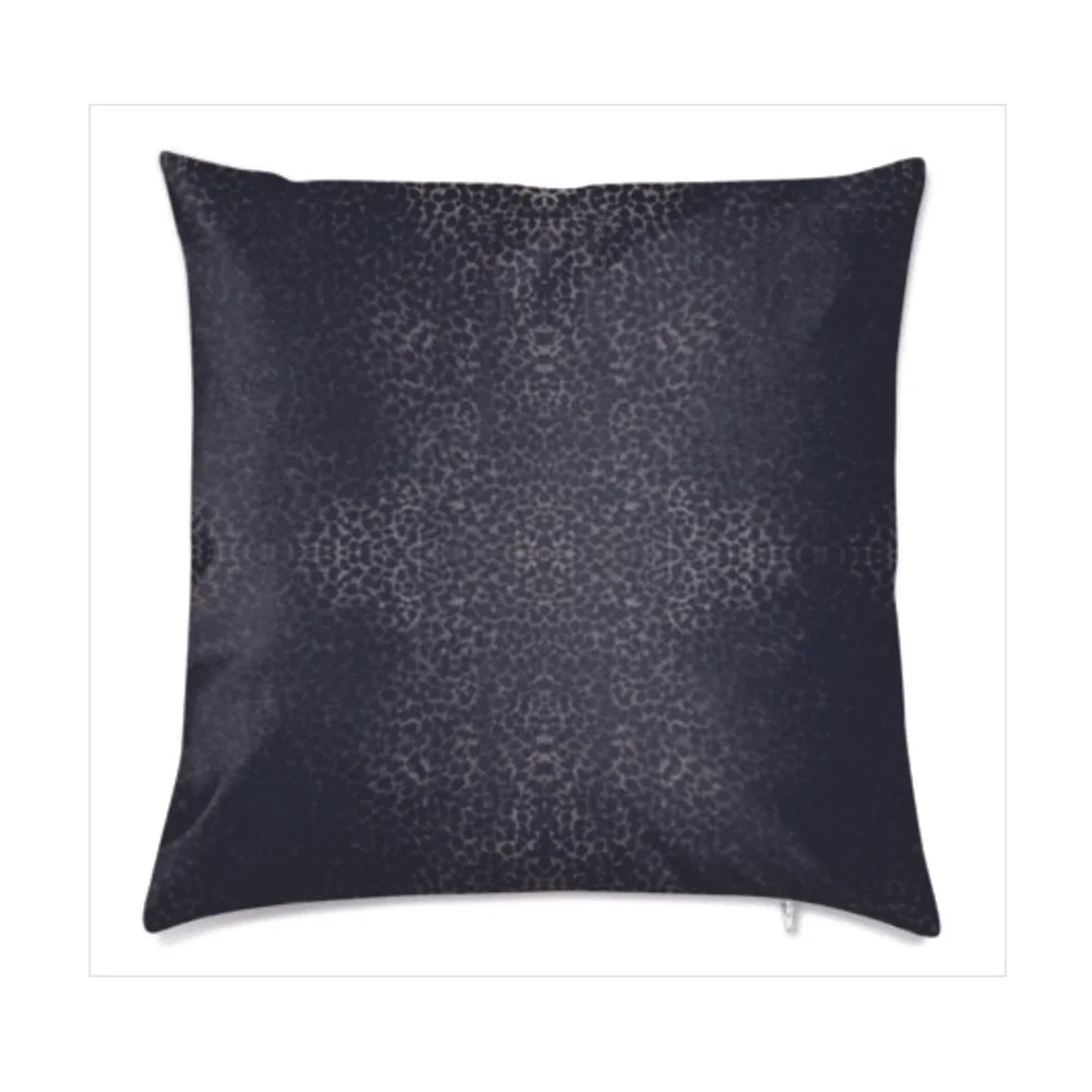 Drapoel_LuxPillowSquare.jpg