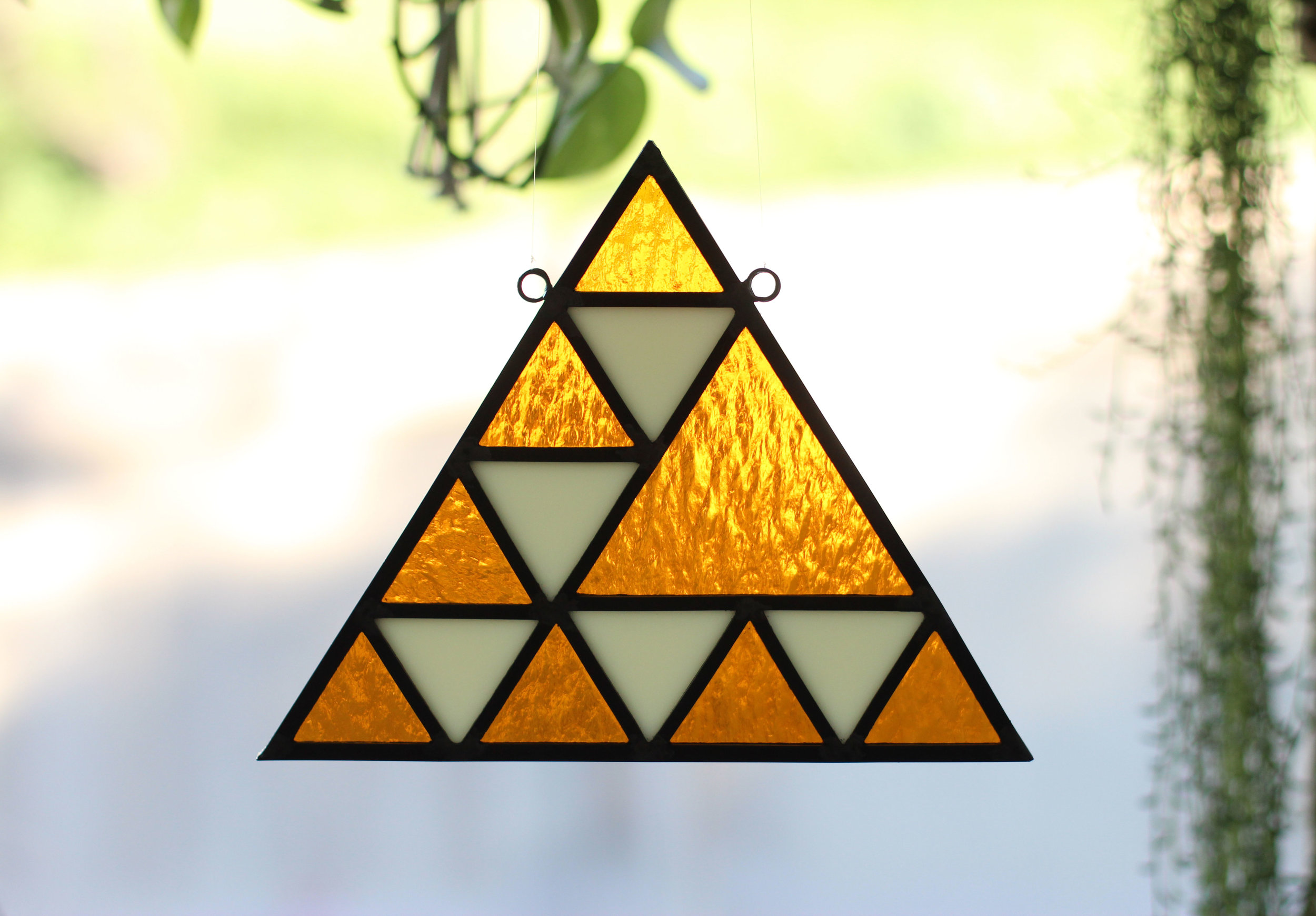 Sandy Desert Triangle // www.bandsofcolor.com