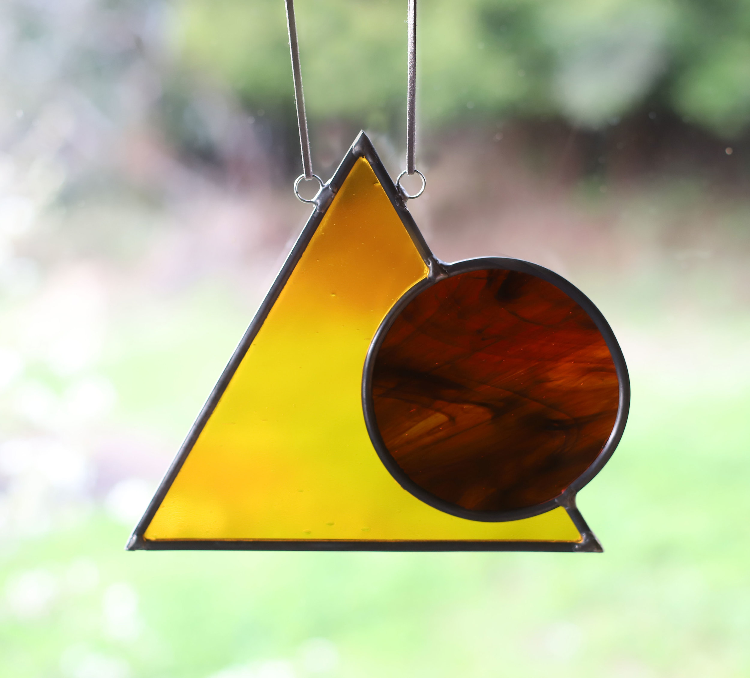www.bandsofcolor.com / Stained Glass Triangle