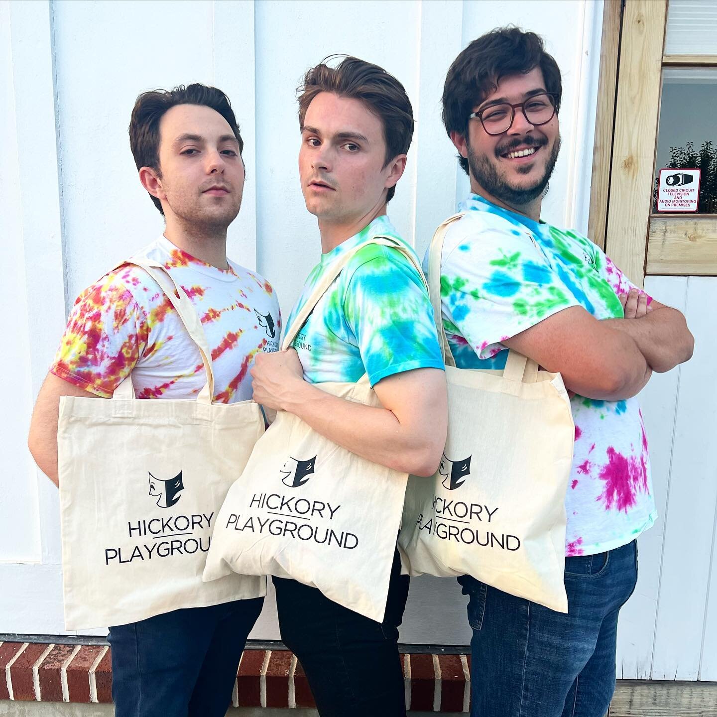 Did someone say MERCH? 

Join us TONIGHT at the Drendel Auditorium, 7:30 PM for an evening of comedy, music, and theater. Tickets are FREE at the door with a suggested donation. Any donation exceeding $20 comes with a free tie-dye HPG t-shirt or bag!