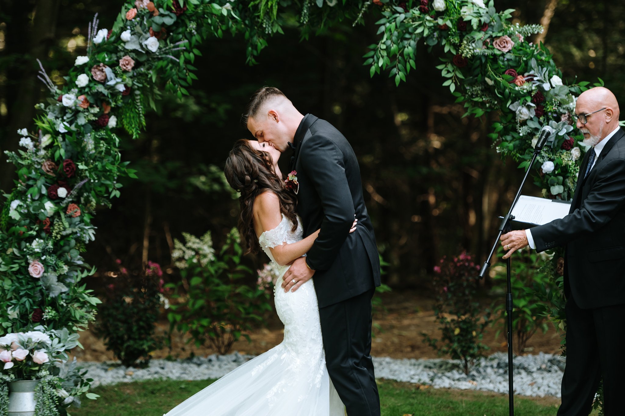 Beauty_and_Life_Captured_Holly_and_Brandon_Wedding-574.jpg