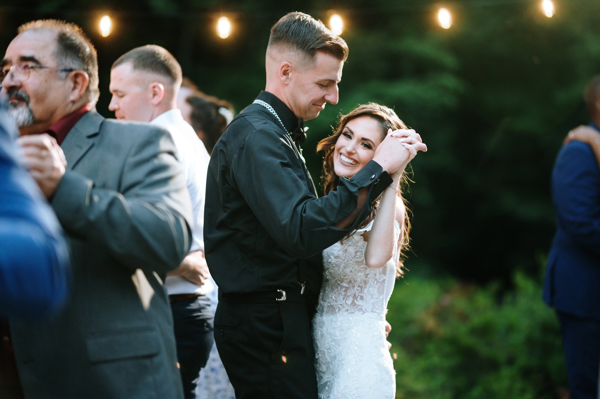 Beauty_and_Life_Captured_Holly_and_Brandon_Wedding-933.jpg