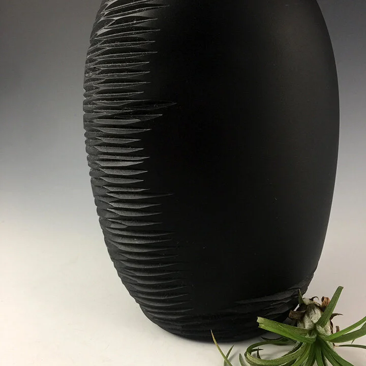 2711Kyle Herr_Blk Vase_2.jpg