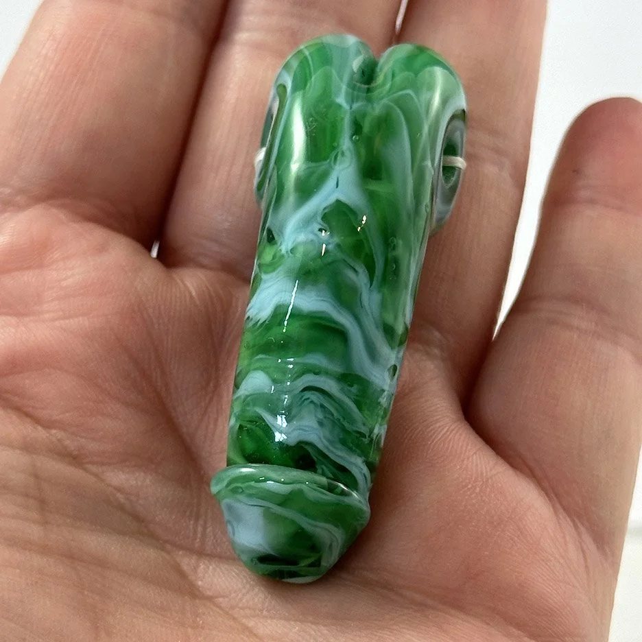 Green Swirl Peni 3.jpg