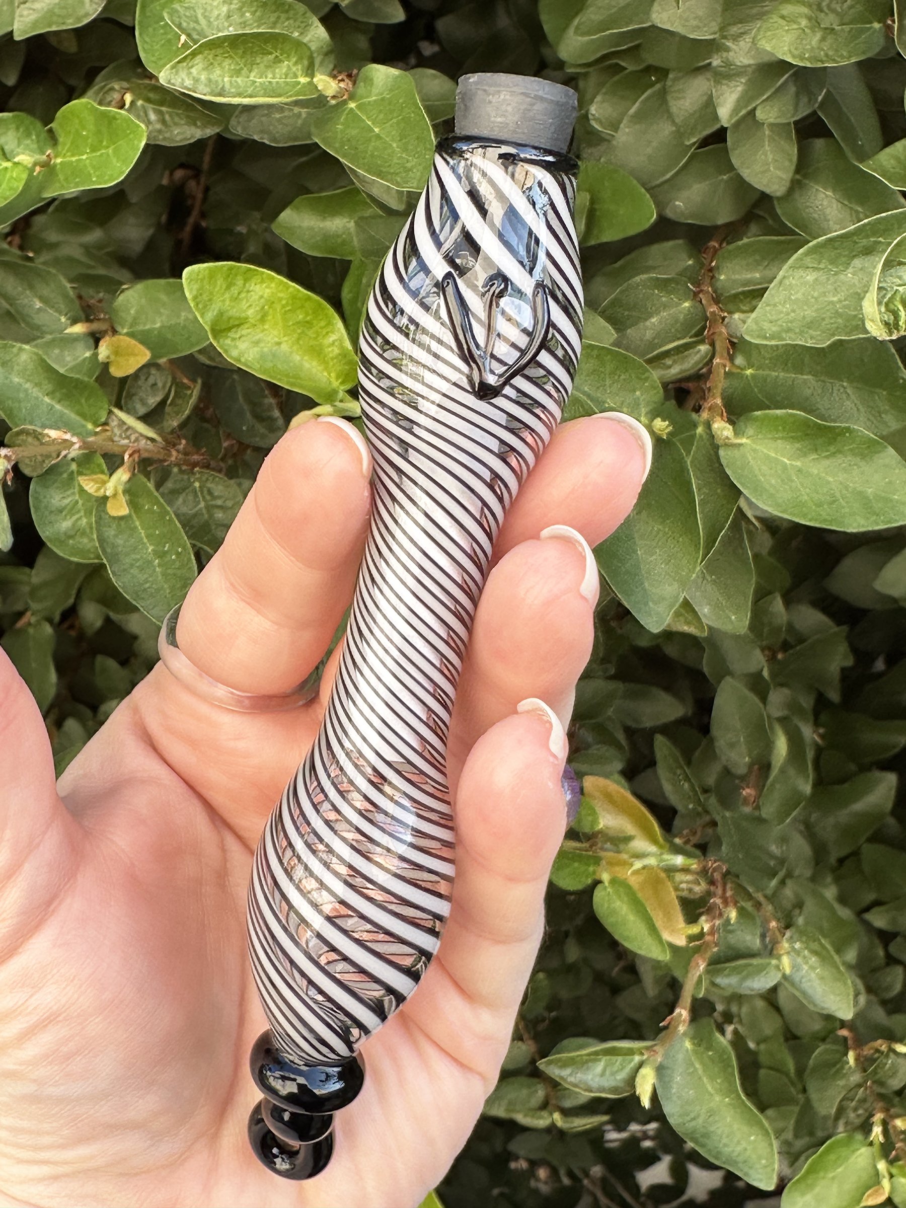 Black and White Mezuzah_4.jpg