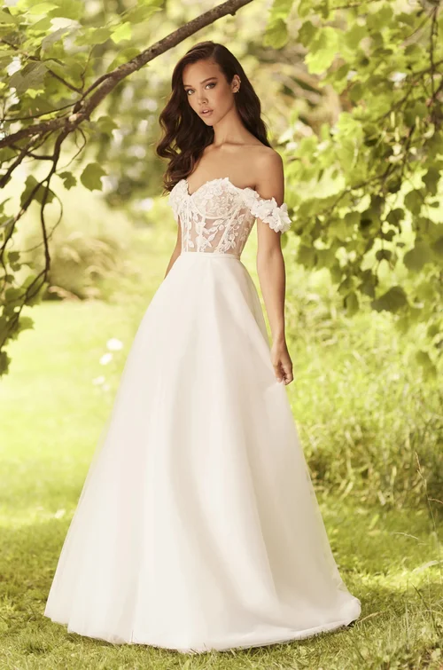 Max Bridal NY - wedding dress boutique in Syosset and Queens, NY
