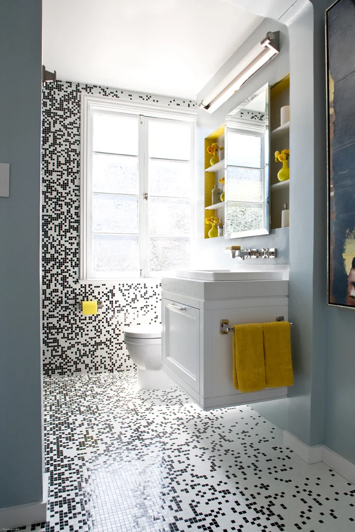 Studio SQUIRE | Marin County and SF Bay Area Interior Design Firm | De Meza Architecture and Interiors | San Francisco | 2010 Decorators Showcase | Bathroom Design | Black and White Tile | Jack and Jill Bathroom