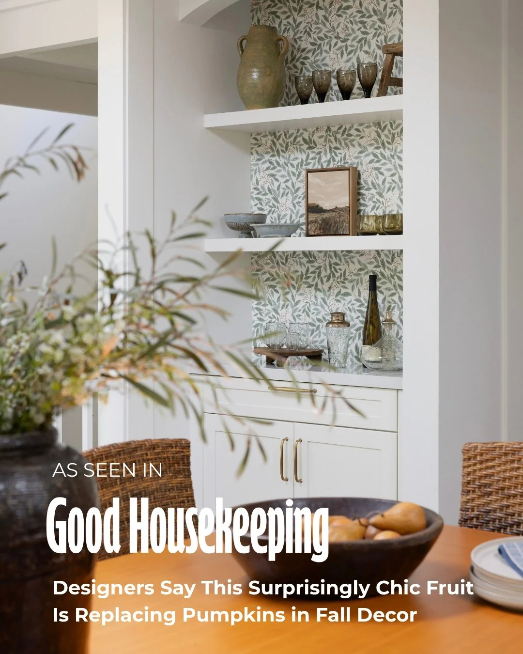 Sorry, pumpkins. It's pear season.

@goodhousekeeping asked designers what is taking over fall d&eacute;cor this year, and we had opinions. Swipe to see why we are backing the pear.

What we love most is how little effort it takes. One good bowl, a f