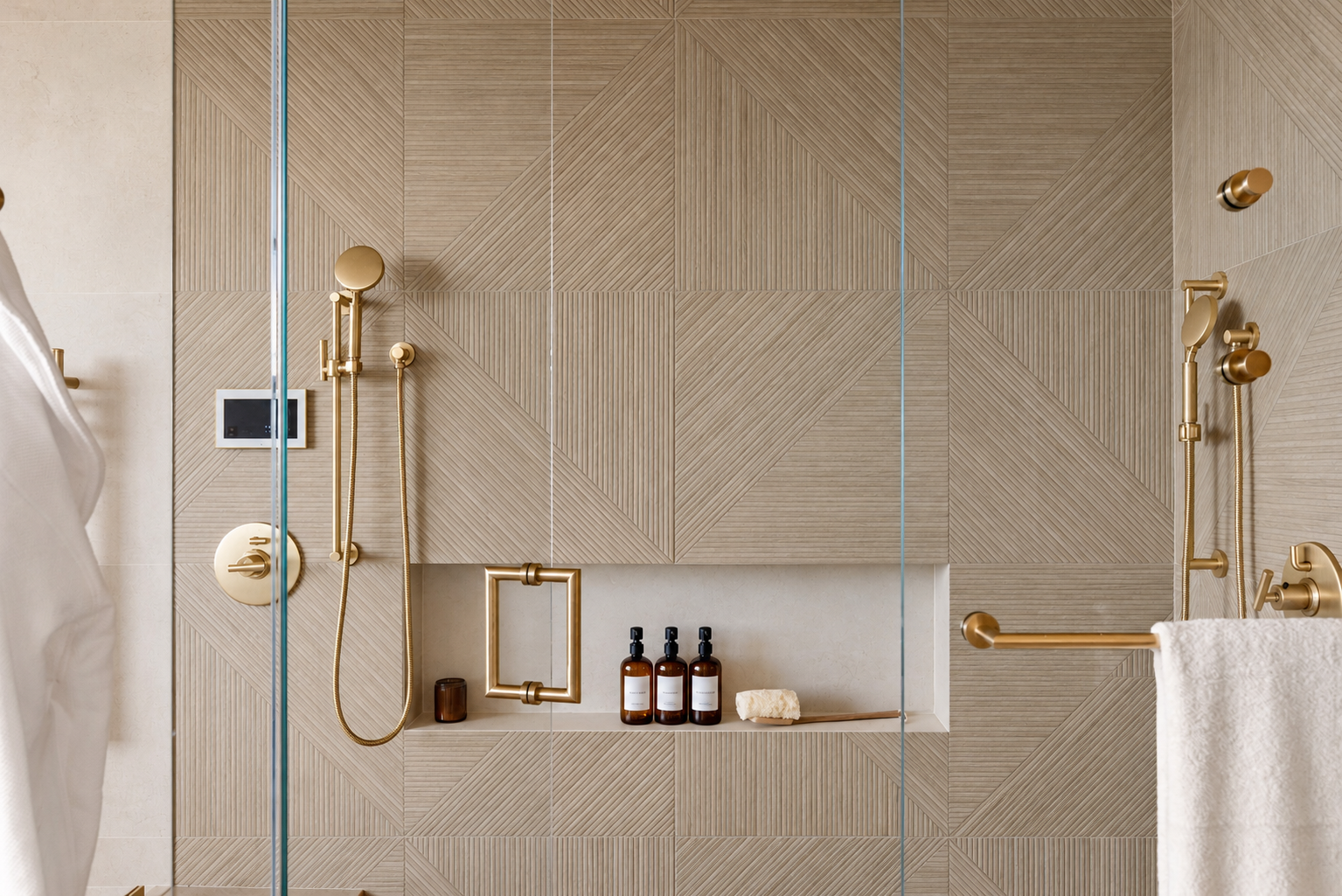 Luxury primary bathroom renovation in Tiburon designed by Marin interior designer Studio SQUIRE featuring a coastal modern custom steam shower design.