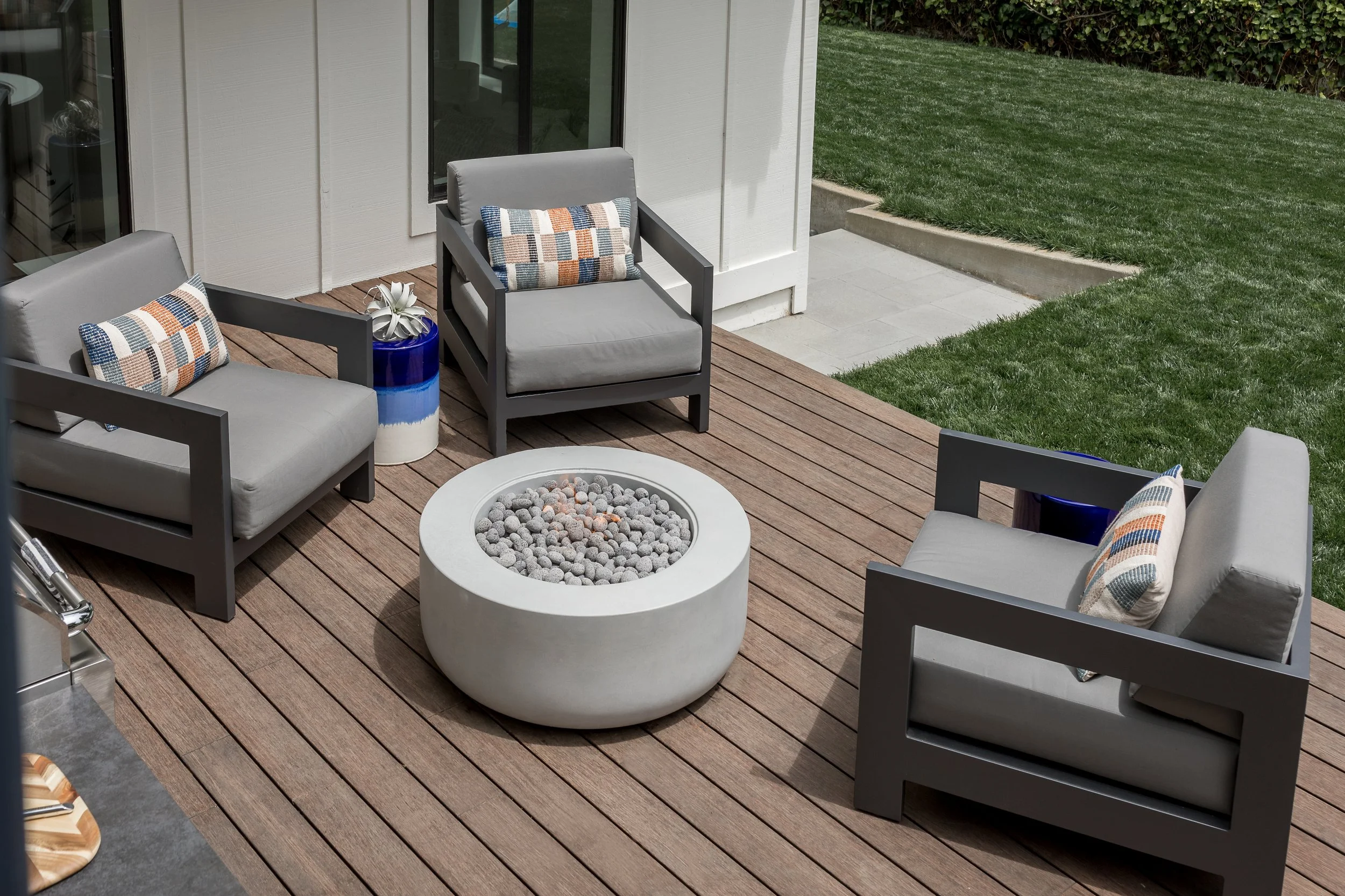 Studio SQUIRE | Marin County and SF Bay Area Interior Design Firm | Mill Valley Project | Modern Outdoor Design | Lounge Area | Firepit