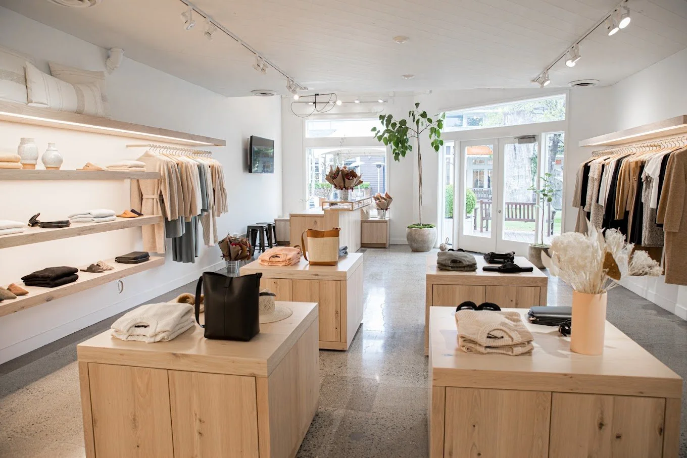Studio SQUIRE | Interior Design | Marin and SF Bay Area | Marin Country Mart | Jenny Kayne
