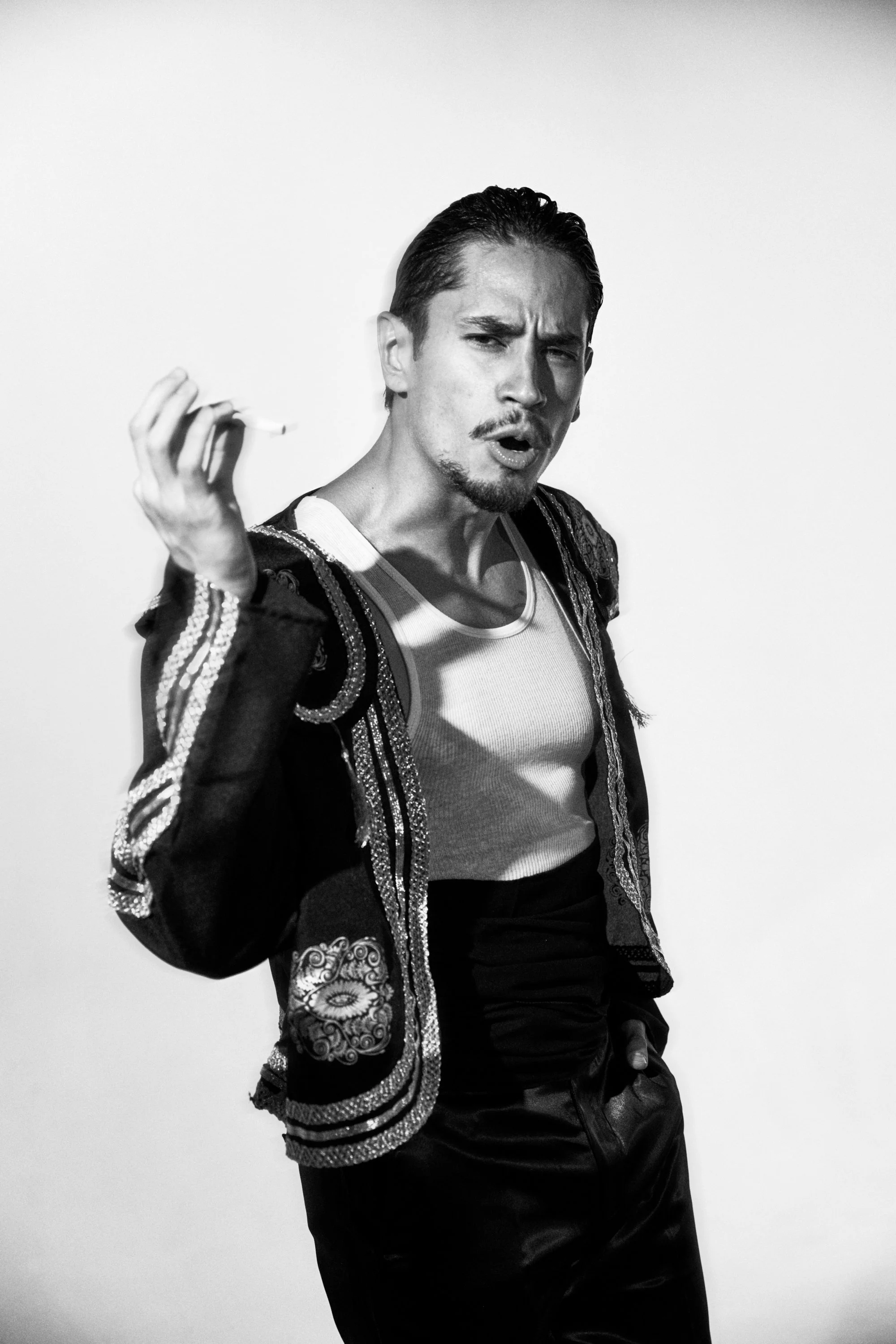 20231018_Ryan Feng_CJ Artist Portrat Look 5-5 2.jpg