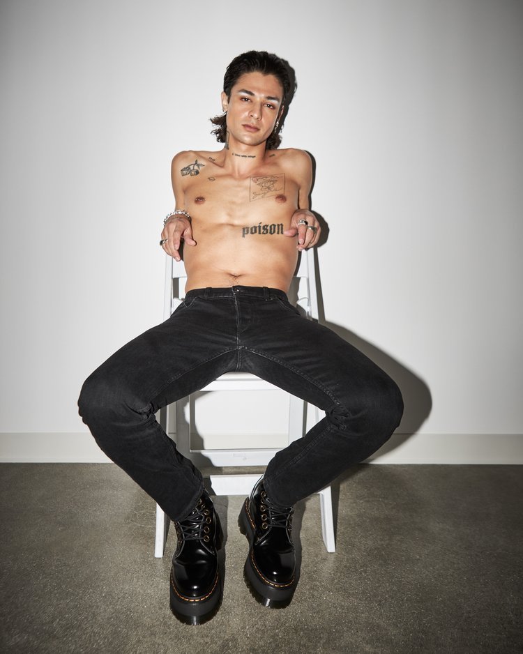 221010_Ryan+Feng_+VFW02_41 2.jpg