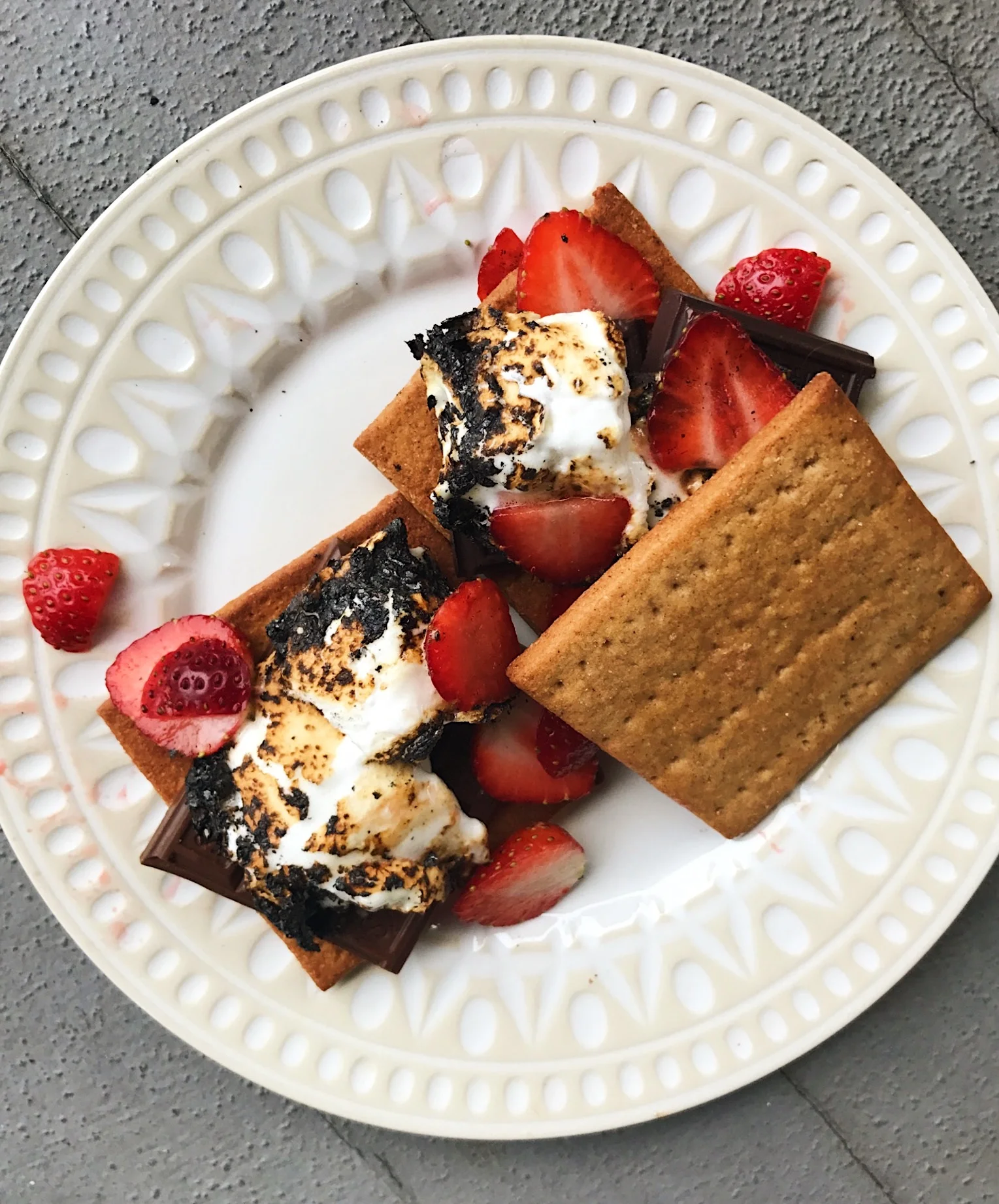 Homemade Graham Cracker S'mores