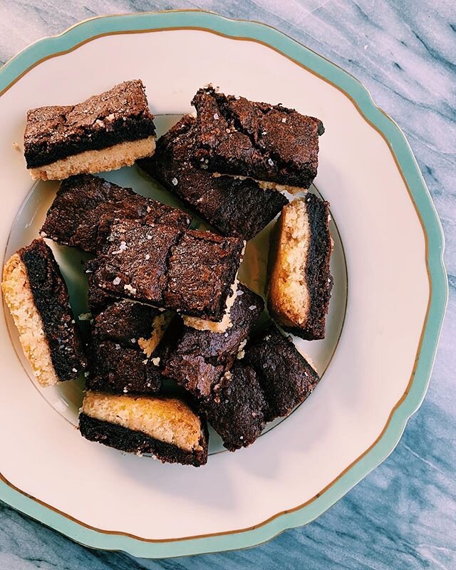 cause a good woman deserves shortbread brownies in bed today 💖 recipe via @nytcooking  #nytimescooking #browniesforbreakfast