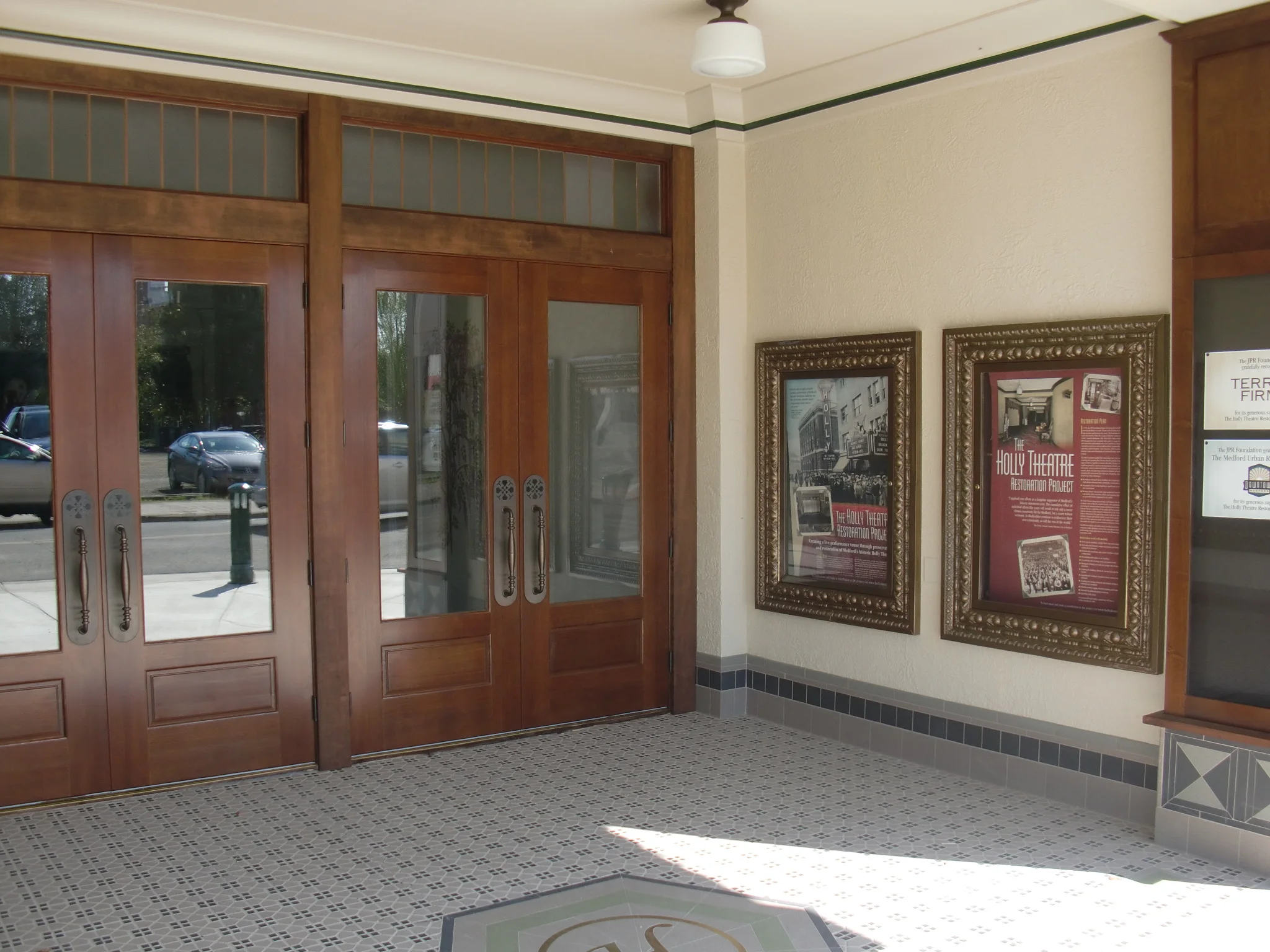 Holly Theatre - Medford, OR