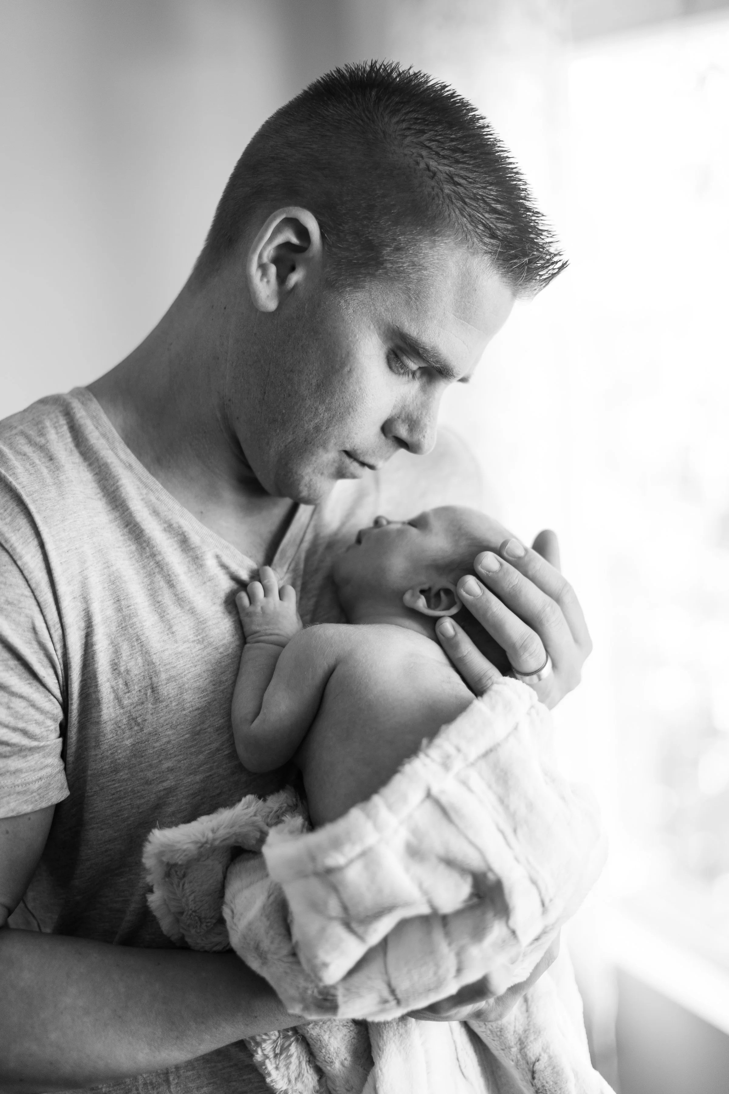 EllisonNewborn_-31.jpg