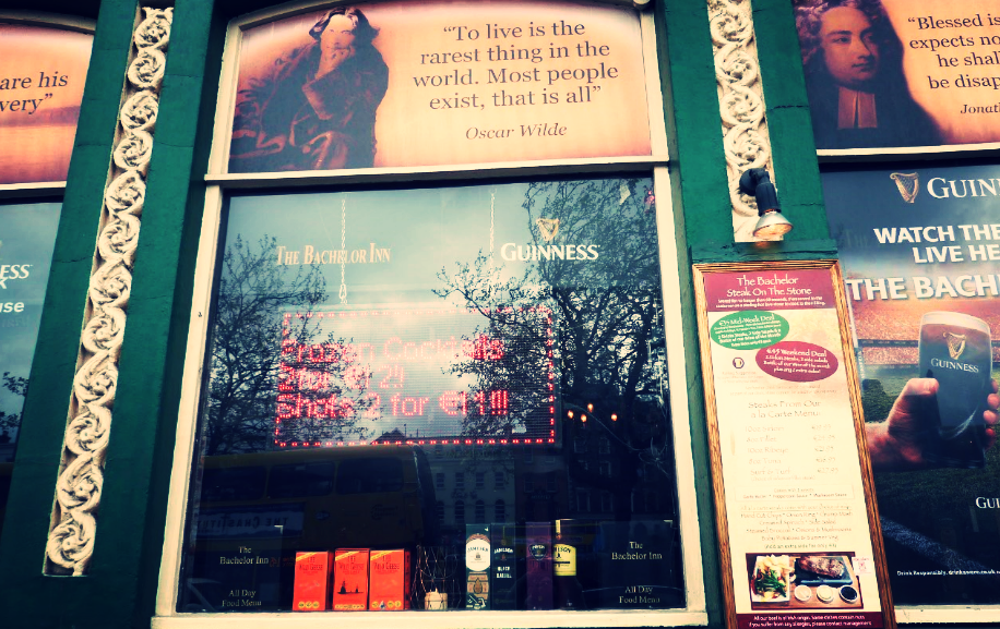 The ethereal Oscar Wilde is everywhere
