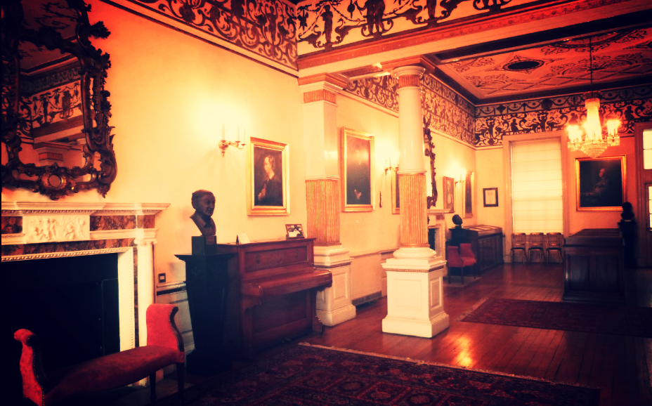 Inside the Dublin Writers Museum