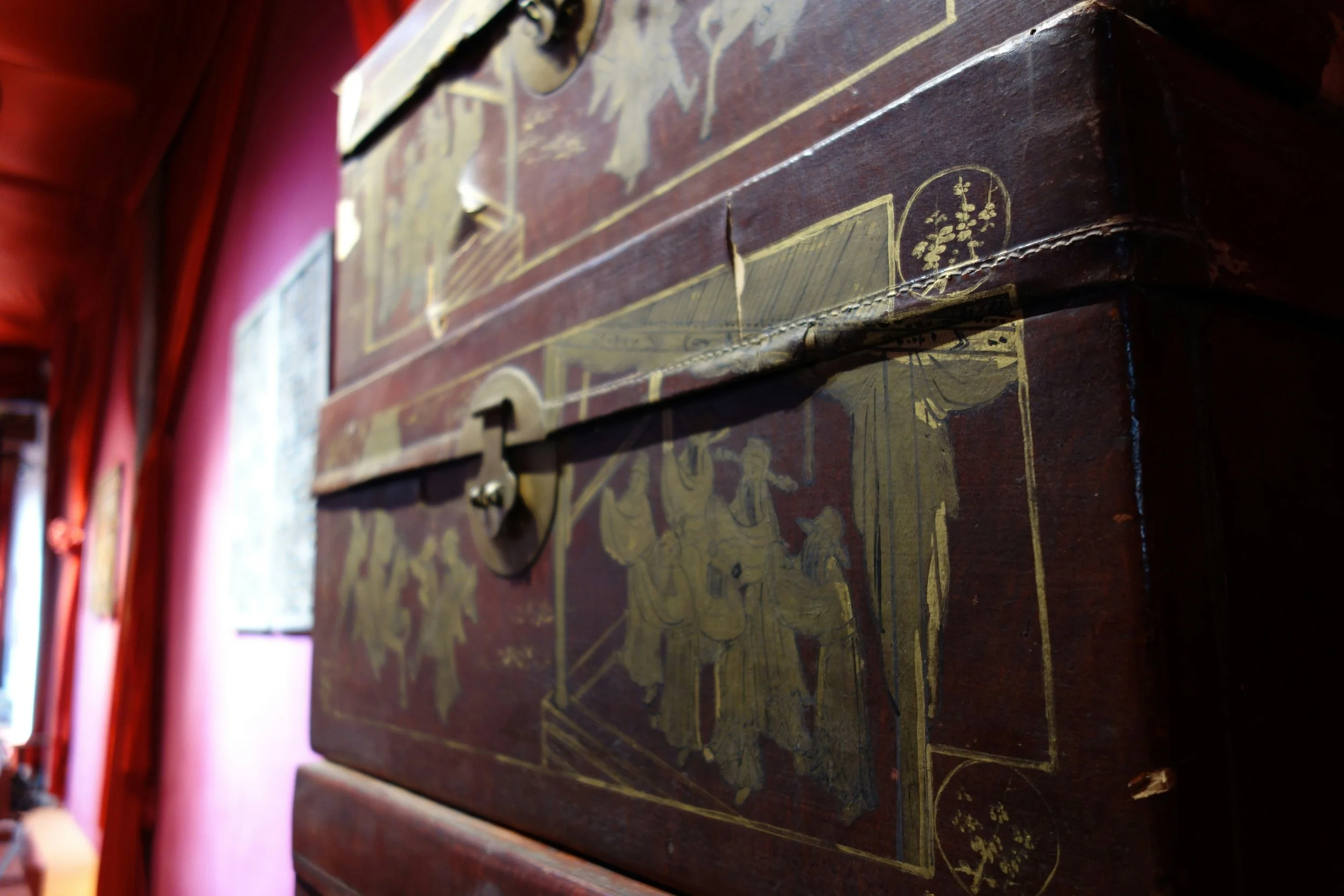The Most Famous Suitcase in Goan Art History