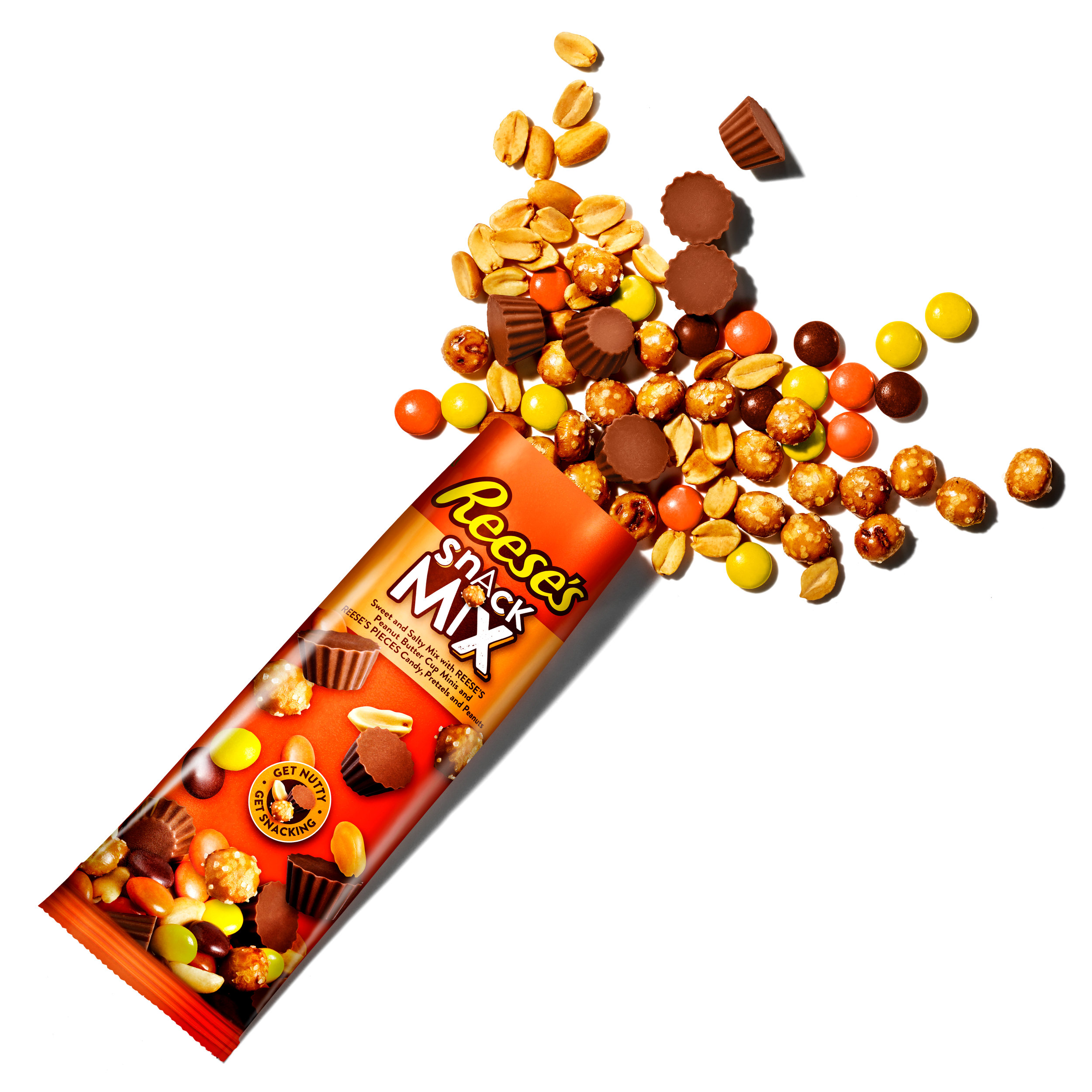 08_reeses_mix_pouch_spill_layers_cropped.jpg