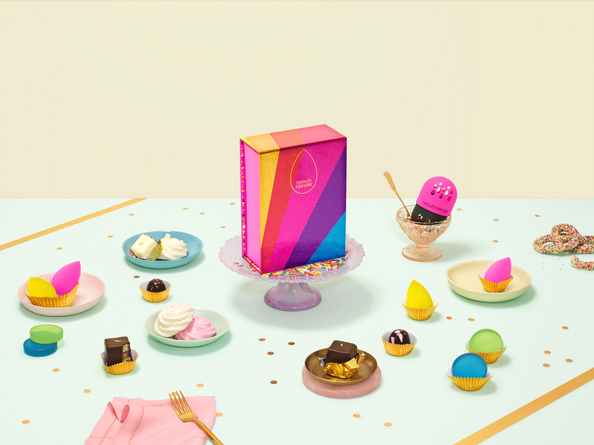 BLENDERSDELIGHT_GIF_2000px.gif