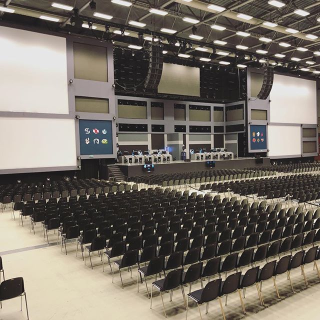 Torsdag aften, 14 timer før doors til ESL Pro league i Sparekassen Fyn Arena. Fantastik at Odense kan tiltrække så stort et arrangement og at #odensecongresscenter kan løfte opgaven💪🏻