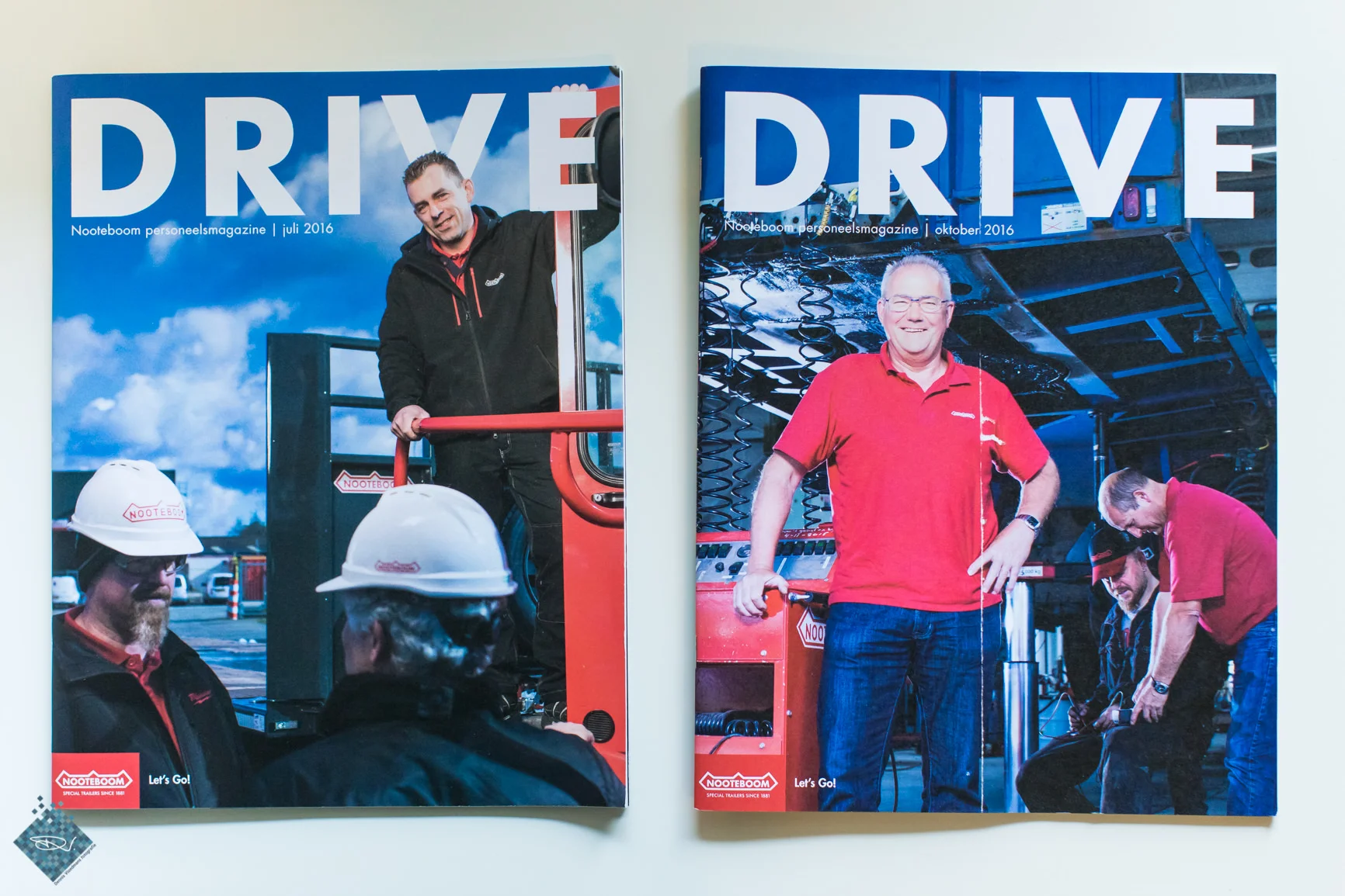 Editie 1 en 2 van DRIVE, links het terloopse beeld.