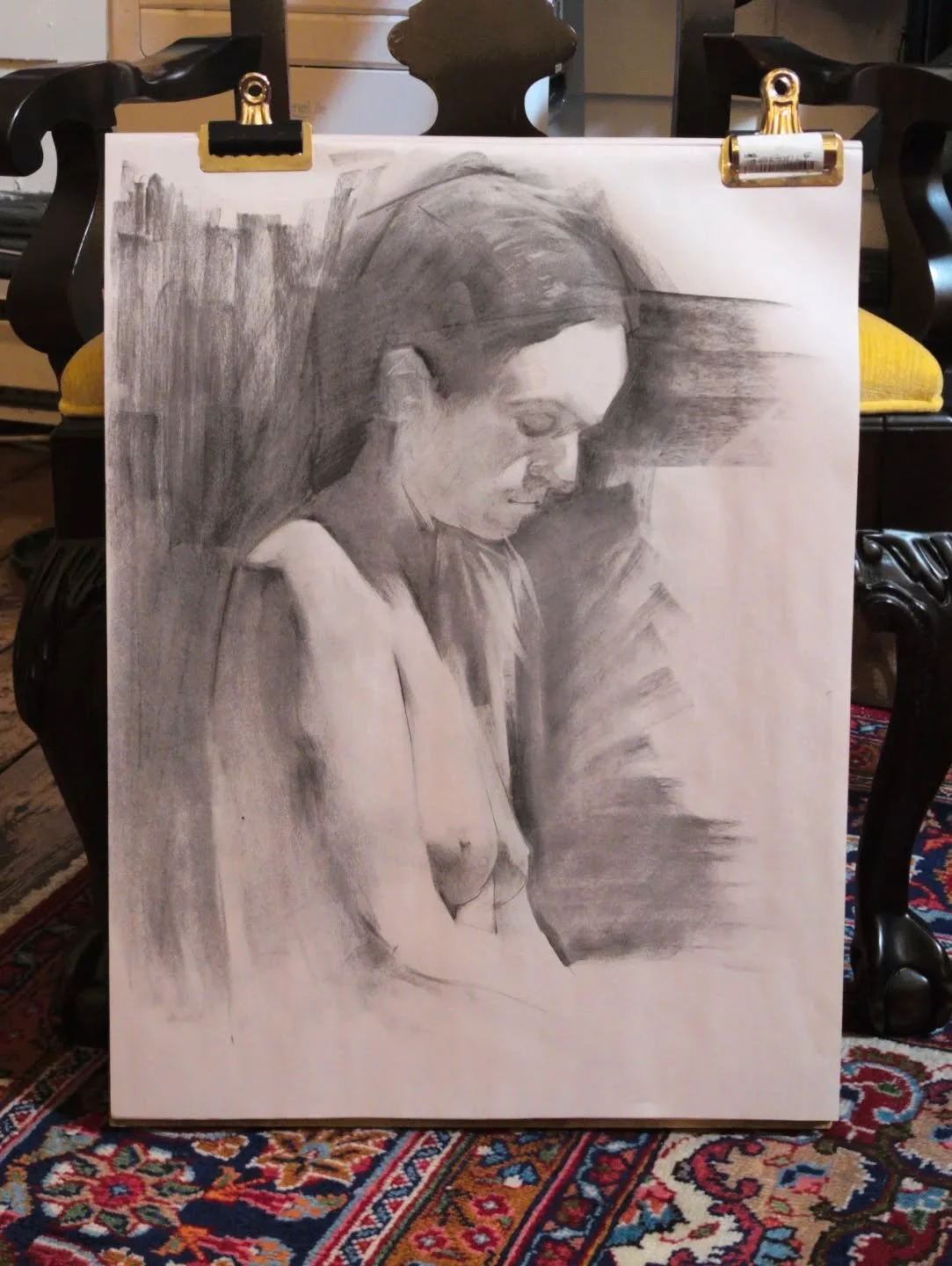 Back on charcoals for life drawing tonight @figuramtl 
18x24 vine charcoal &amp; charcoal pencil 

#lifedrawing 
#figuredrawing 
#montrealartist 
#montrealart 
#charcoaldrawing