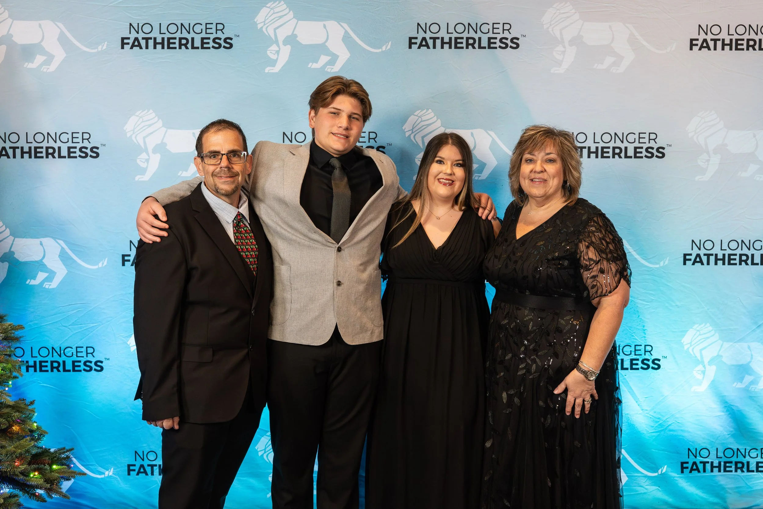 NLF 2025 Gala Portraits-5.jpg