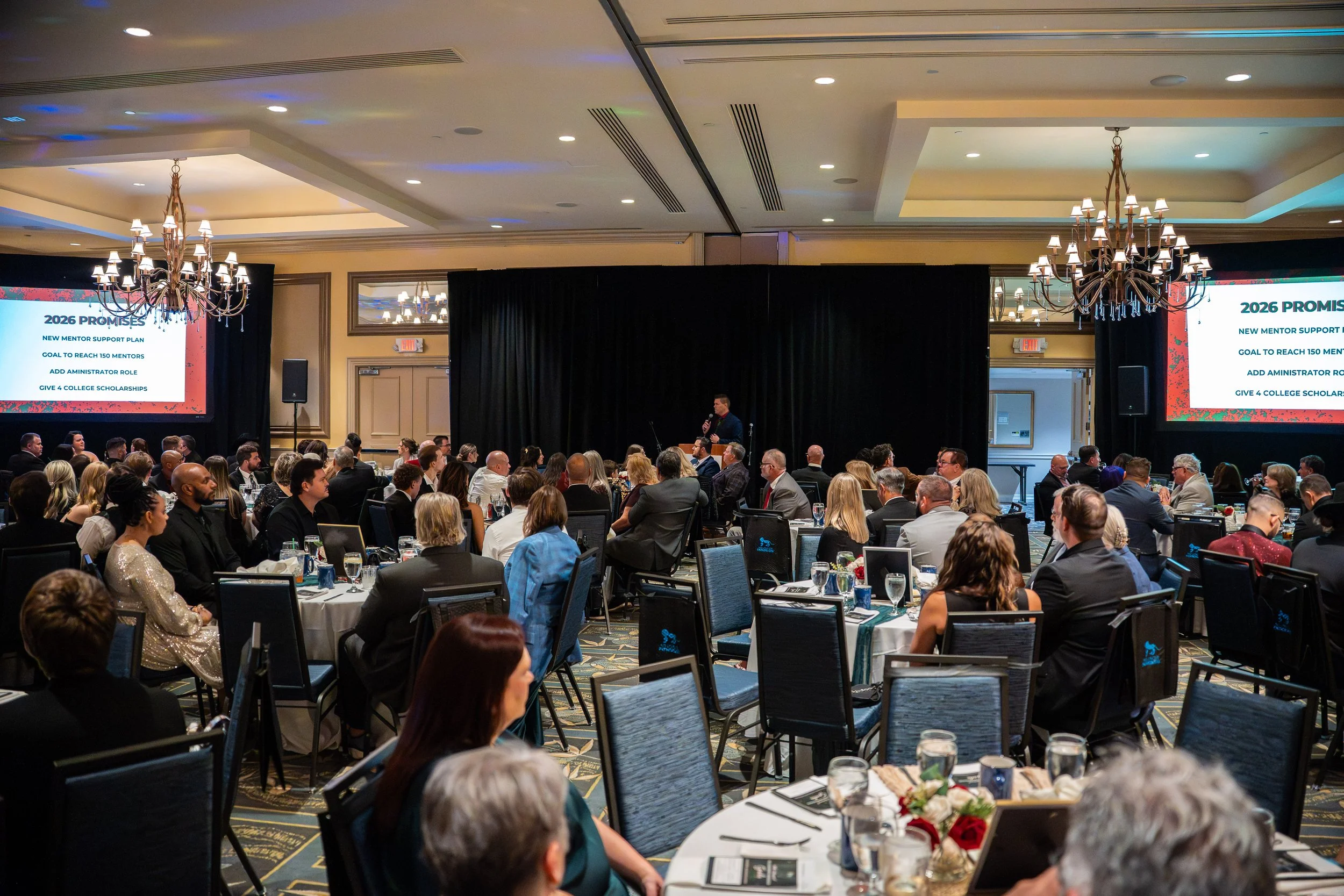 NLF 2025 Gala-34.jpg