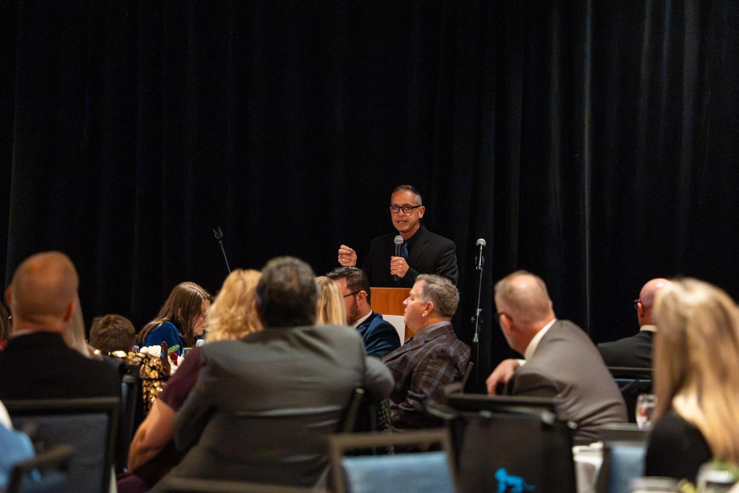 NLF 2025 Gala-41.jpg