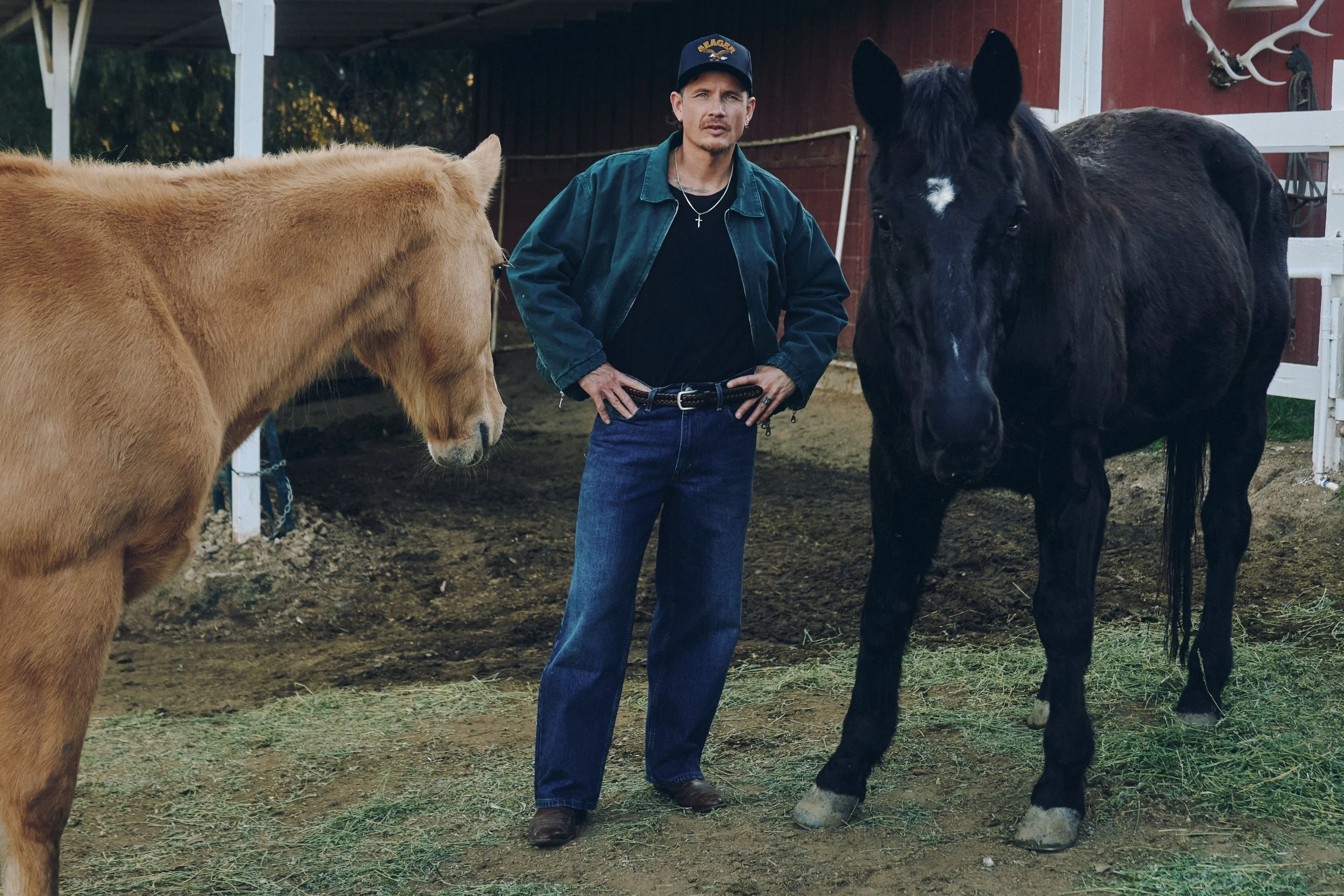 michael-ketterer-james-davis-ii-orange-county-lifestyle-photographer-horses-barn-portrait.jpg